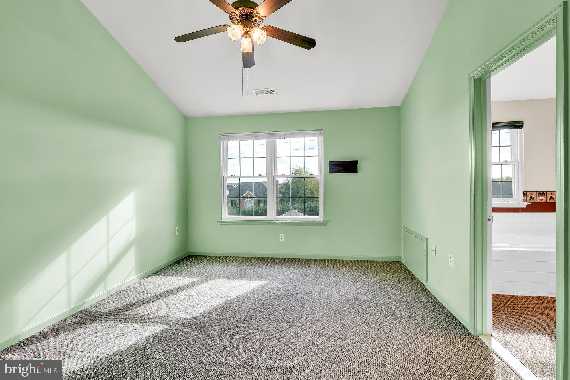 TUSCARORA KNOLLS - Residential