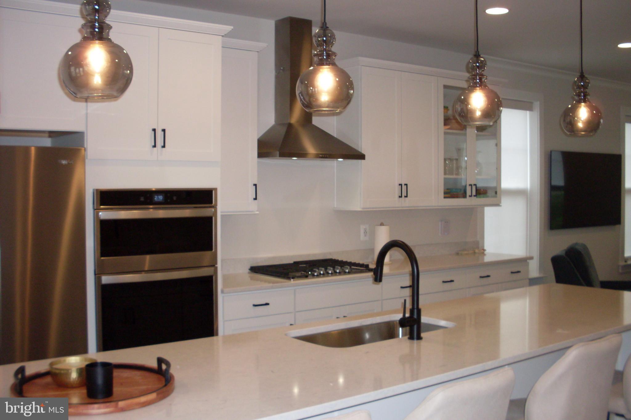 HIGHLANDER PARK - Residential Lease