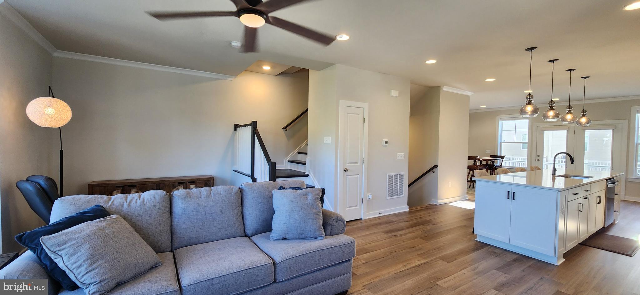 HIGHLANDER PARK - Residential Lease