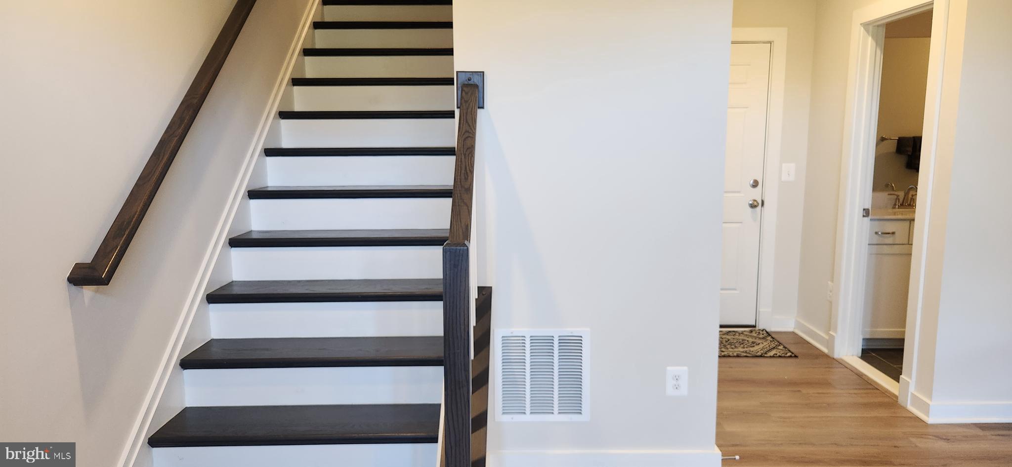 HIGHLANDER PARK - Residential Lease