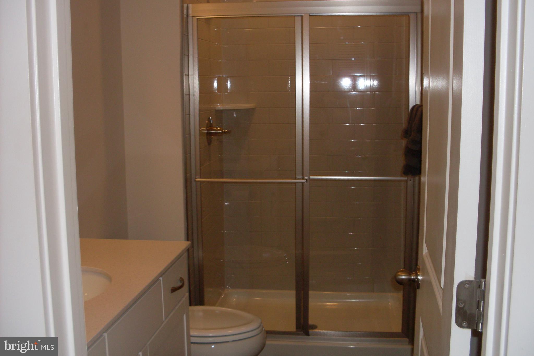 HIGHLANDER PARK - Residential Lease