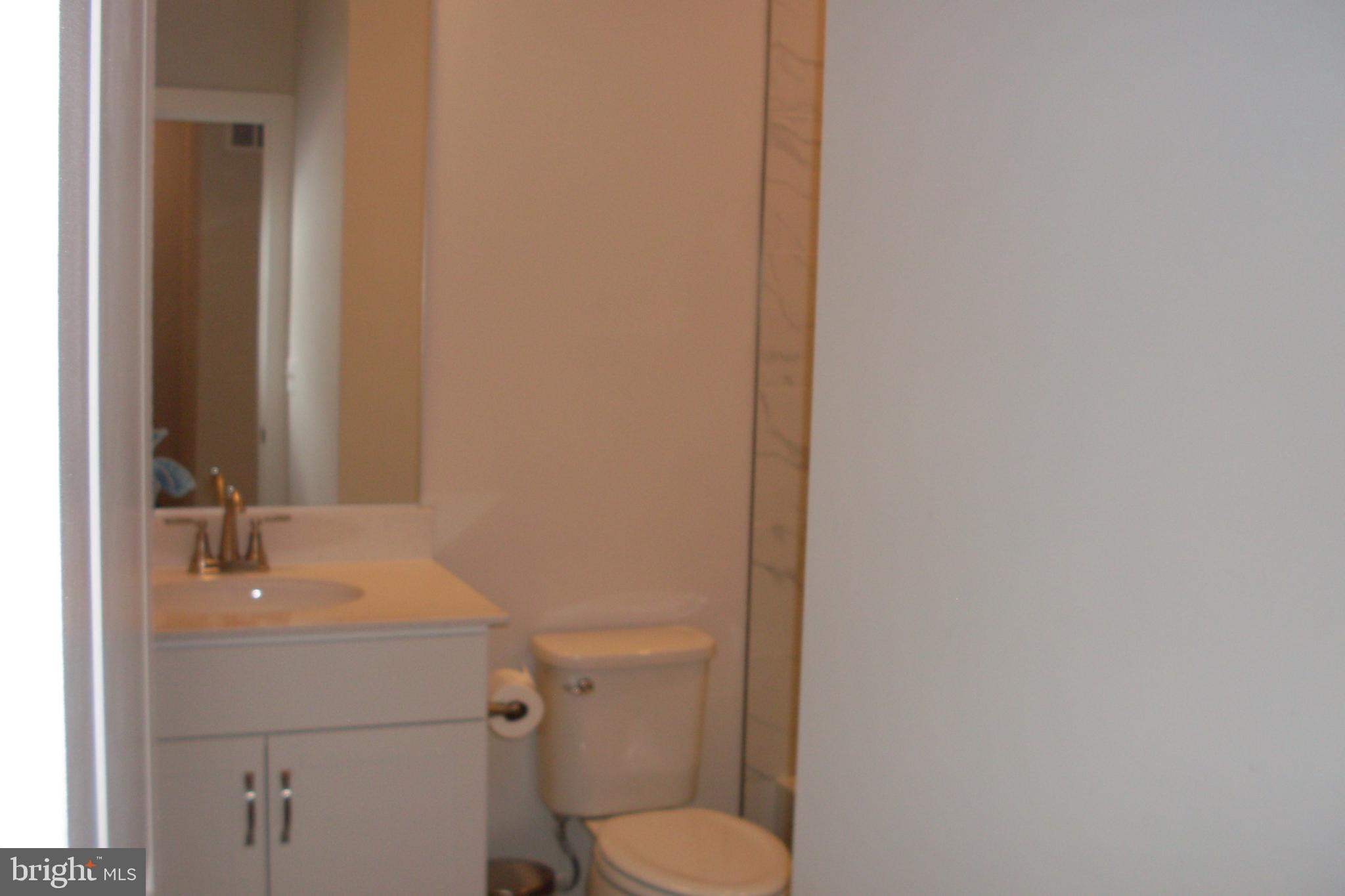 HIGHLANDER PARK - Residential Lease