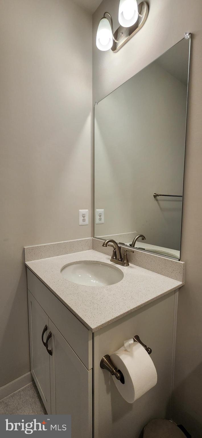 HIGHLANDER PARK - Residential Lease