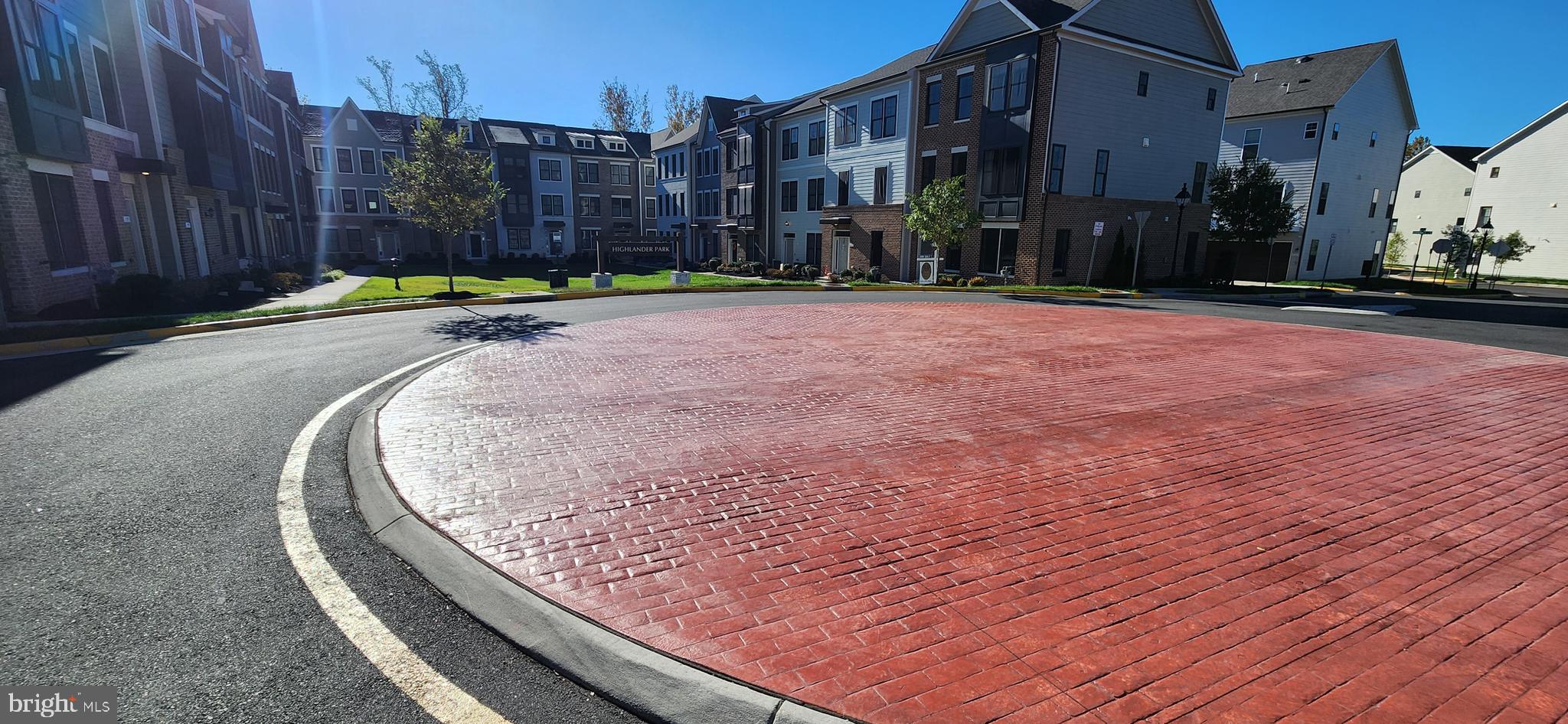 HIGHLANDER PARK - Residential Lease