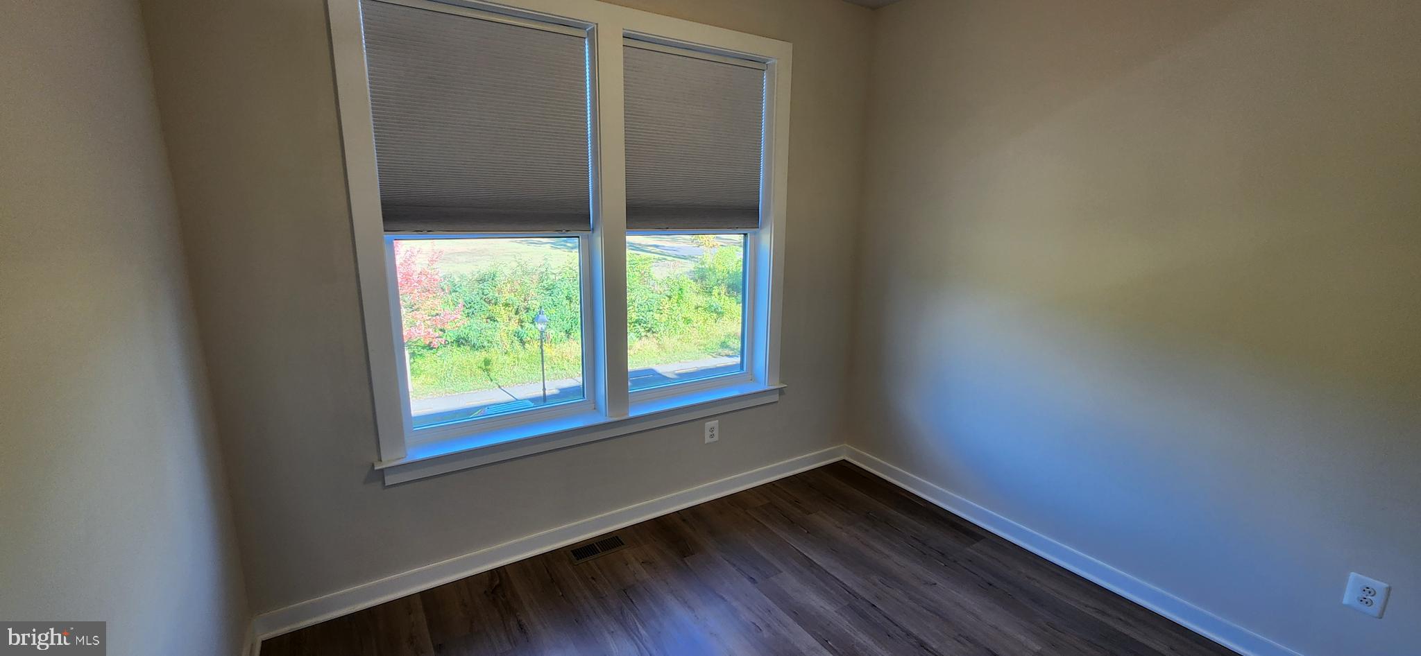 HIGHLANDER PARK - Residential Lease