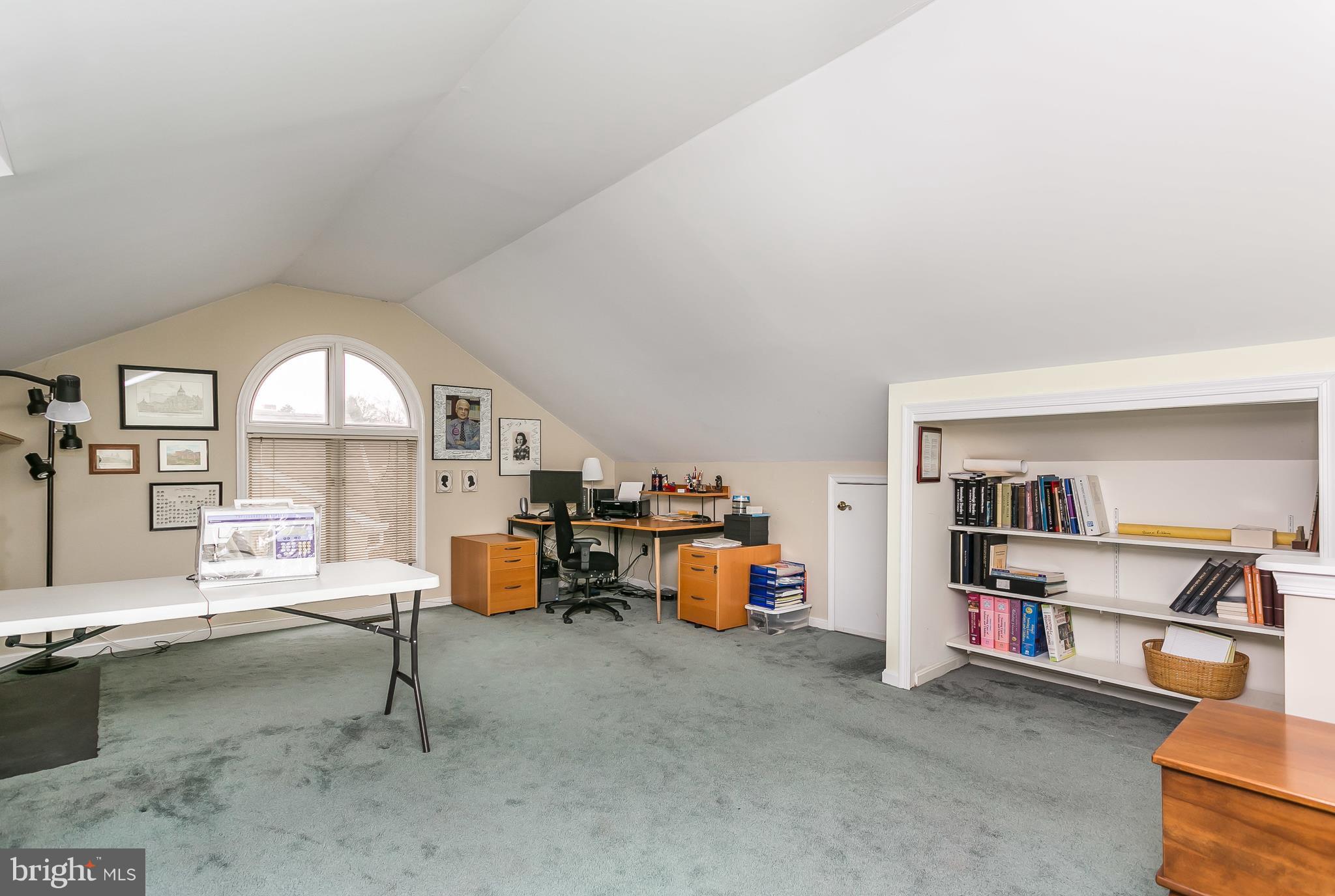 ROLAND SPRINGS - Residential