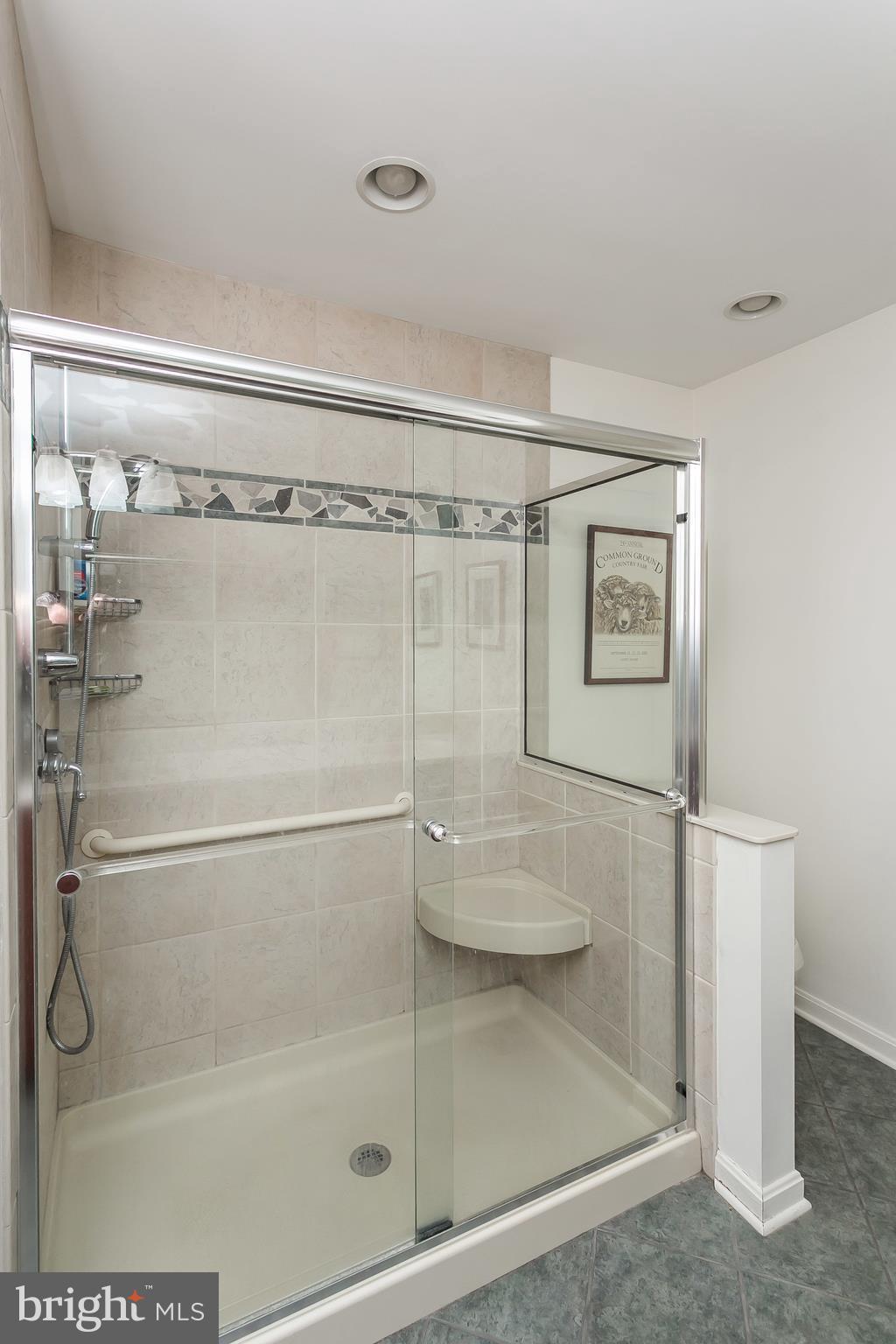 ROLAND SPRINGS - Residential