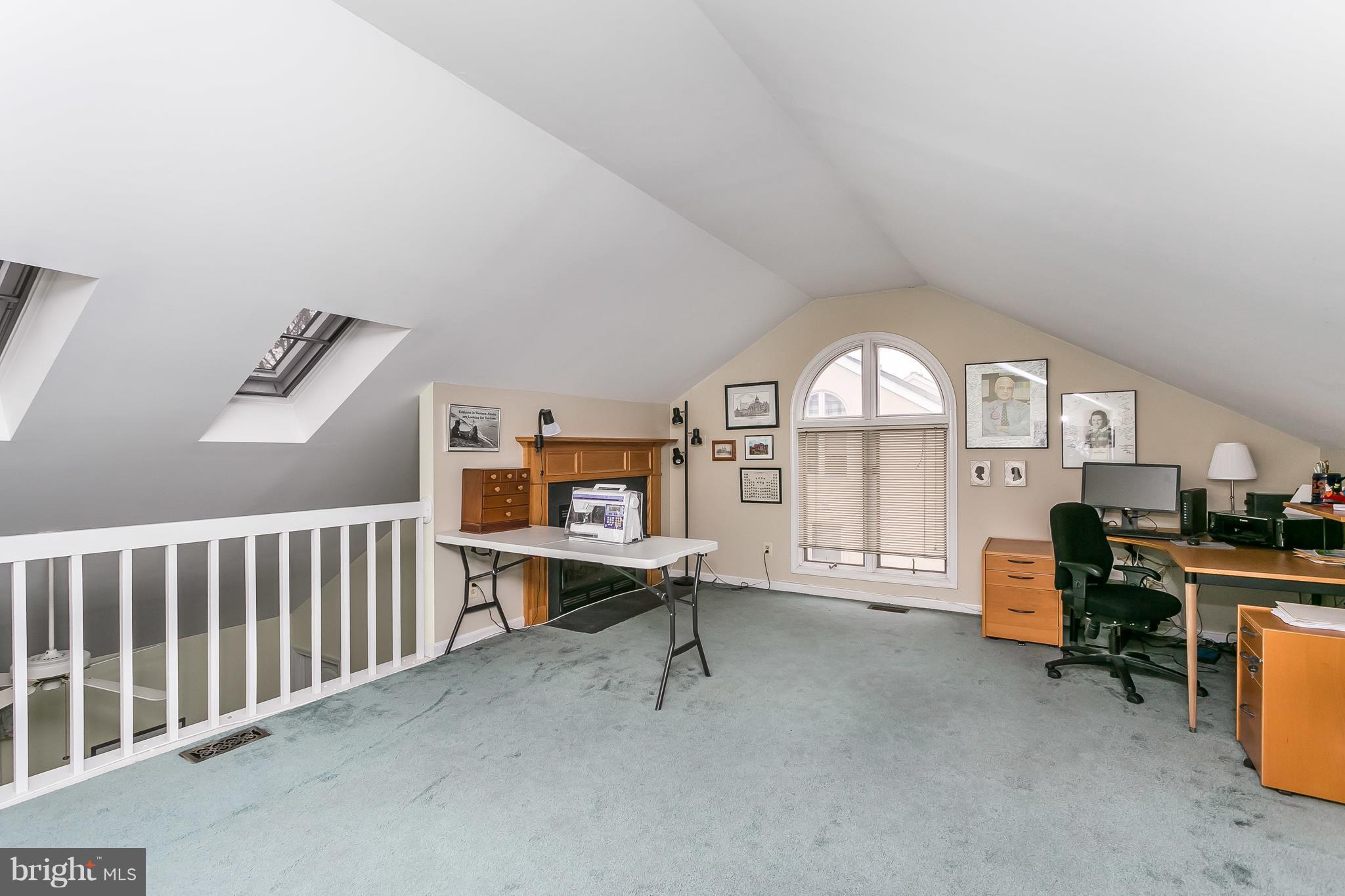 ROLAND SPRINGS - Residential