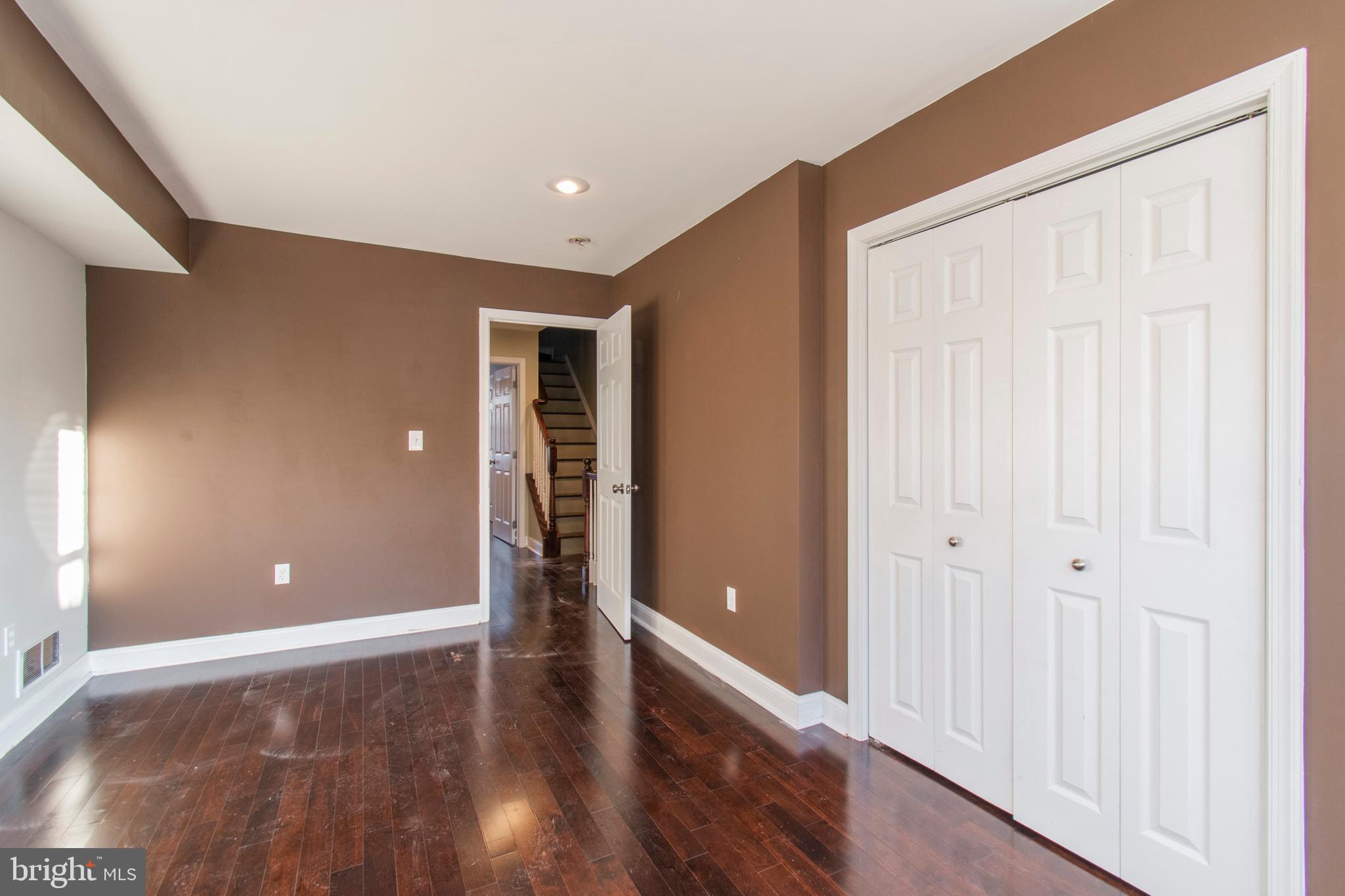 GRADUATE HOSPITAL - Residential Lease