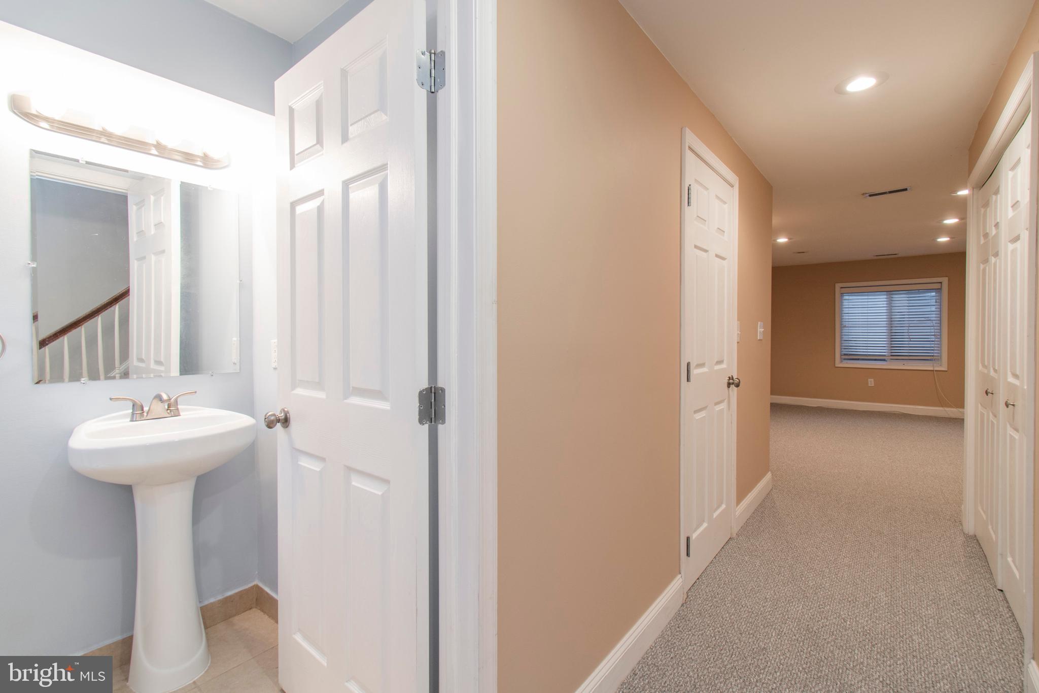 GRADUATE HOSPITAL - Residential Lease