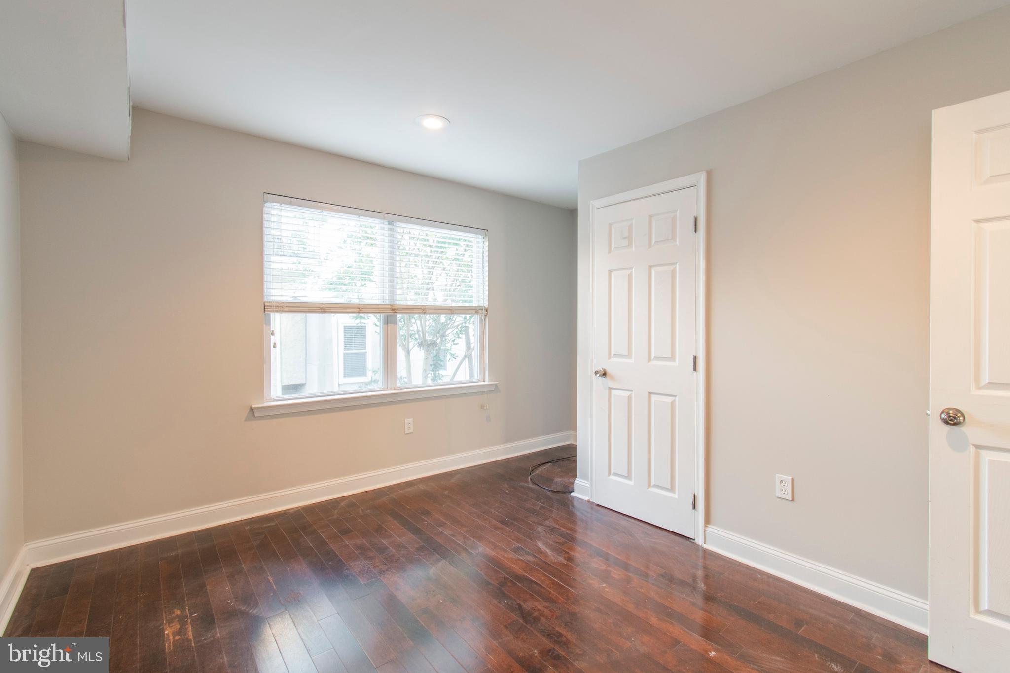 GRADUATE HOSPITAL - Residential Lease