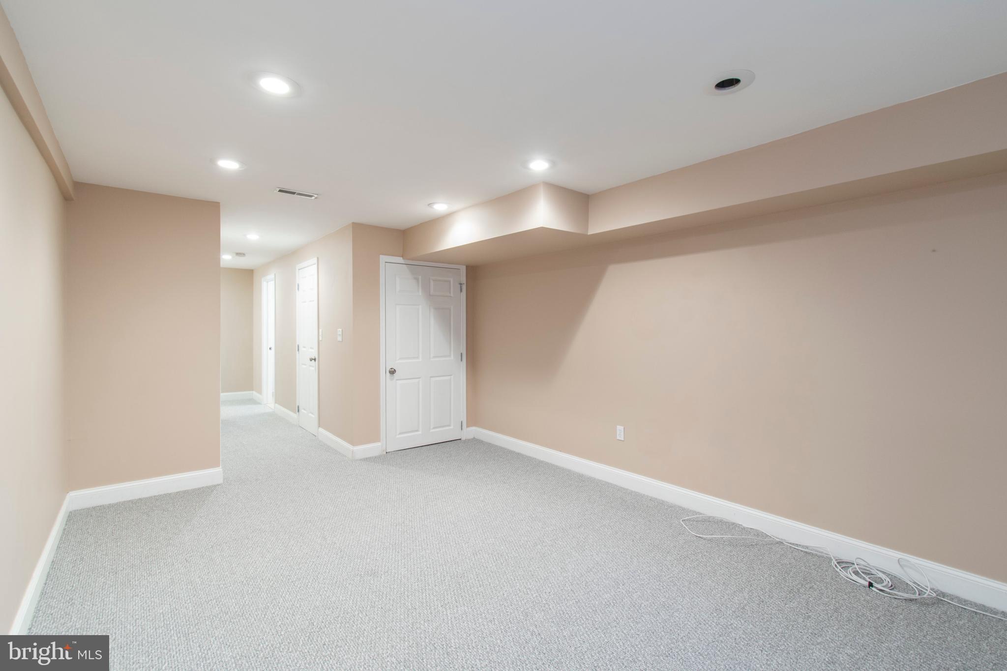 GRADUATE HOSPITAL - Residential Lease