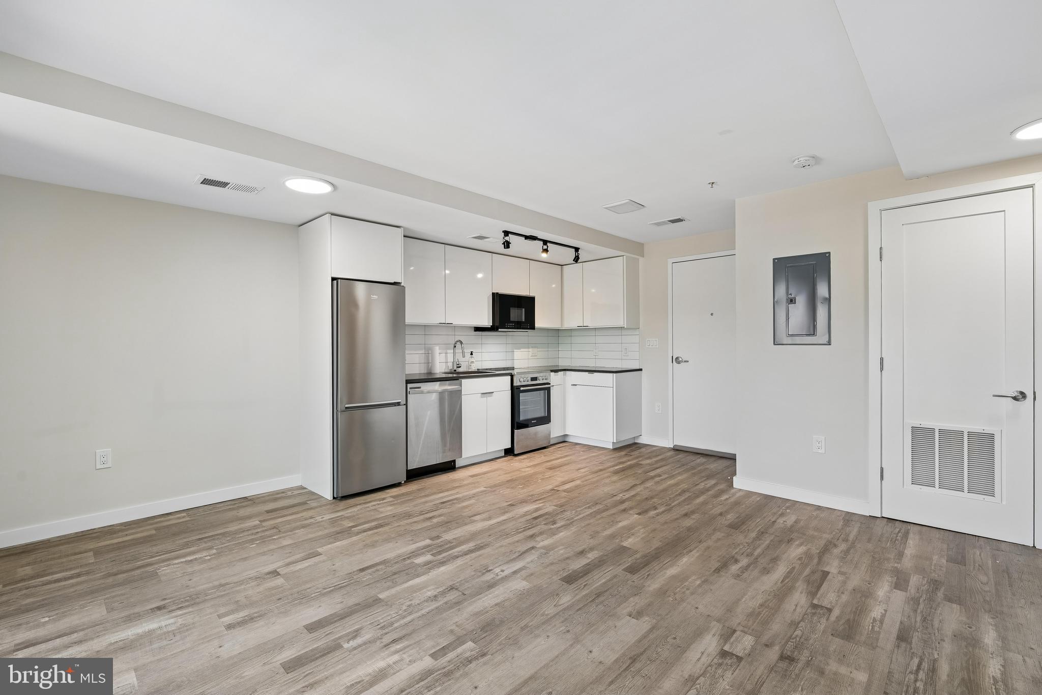 DOWNTOWN SILVER SPRING - Residential