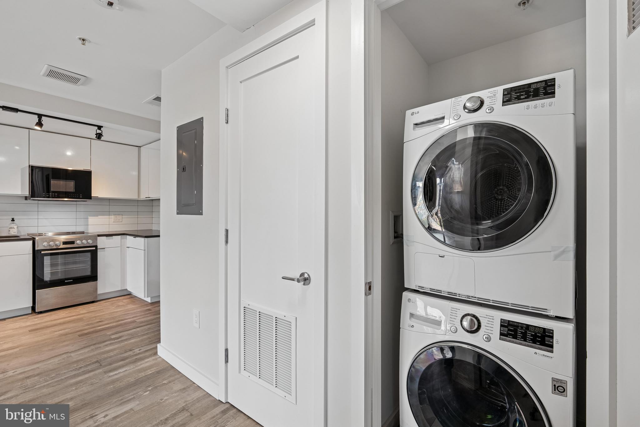 DOWNTOWN SILVER SPRING - Residential