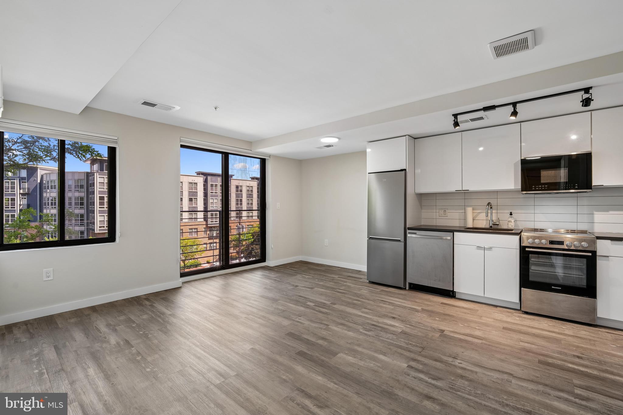 DOWNTOWN SILVER SPRING - Residential