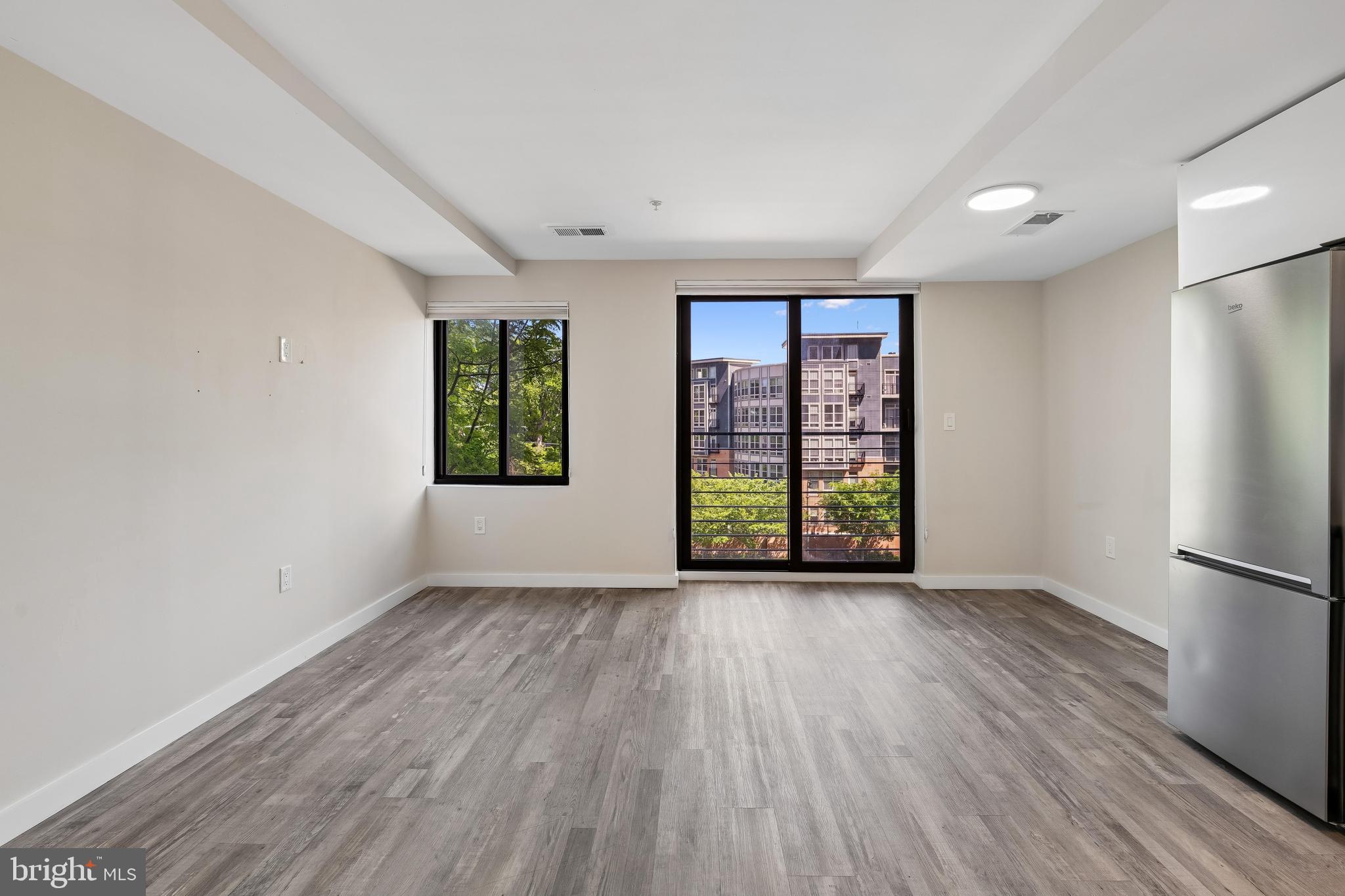 DOWNTOWN SILVER SPRING - Residential