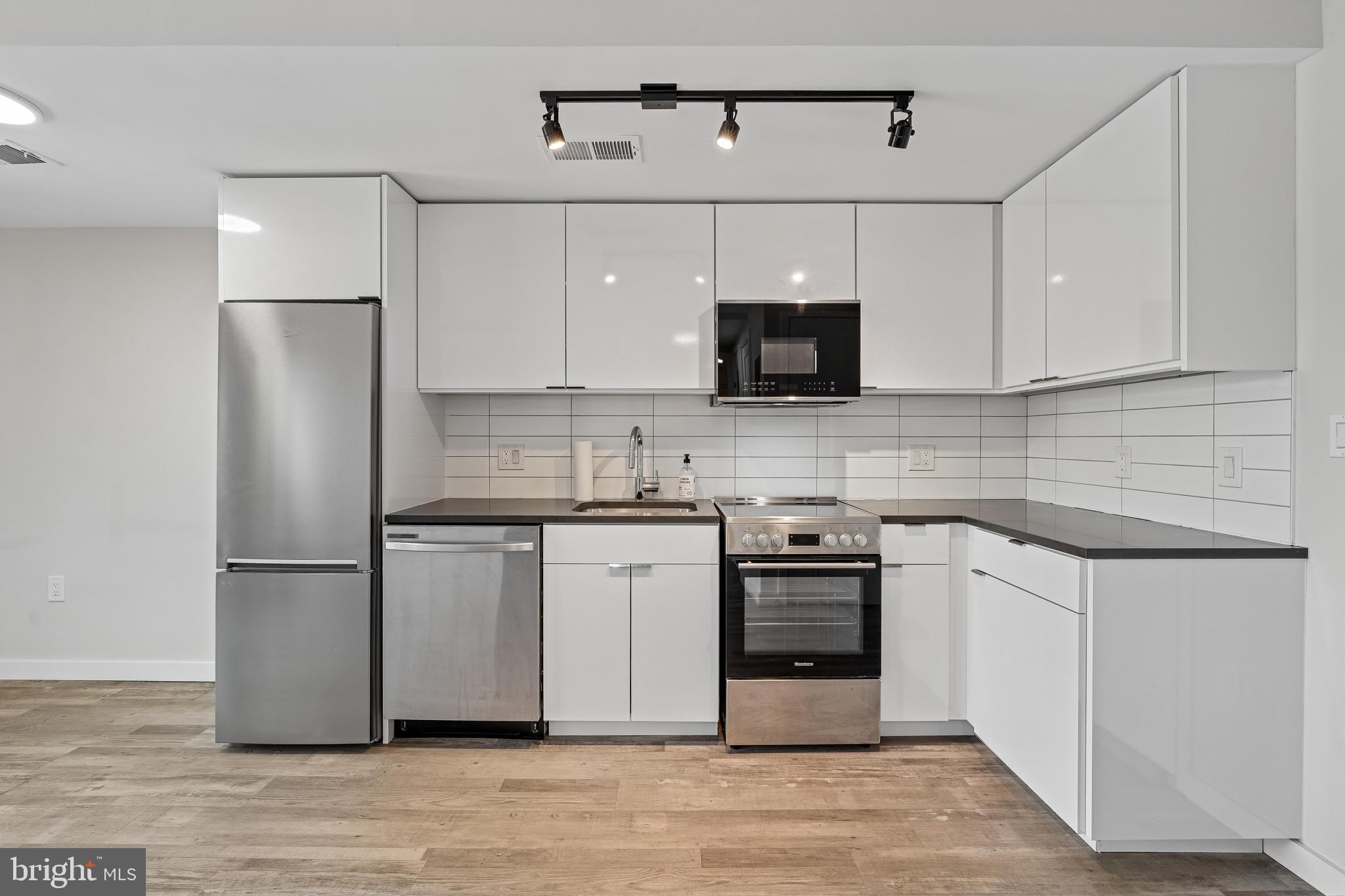 DOWNTOWN SILVER SPRING - Residential