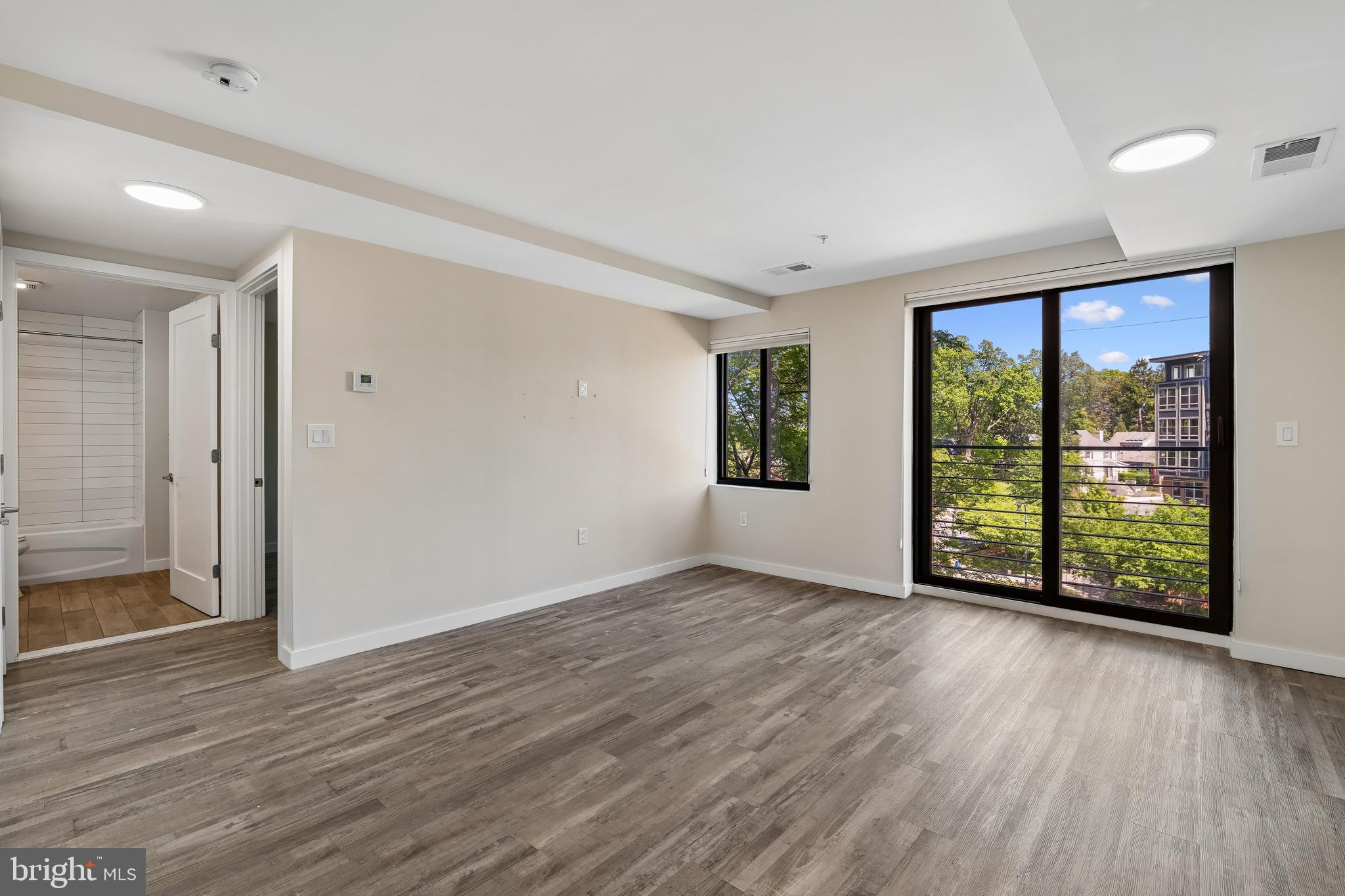 DOWNTOWN SILVER SPRING - Residential
