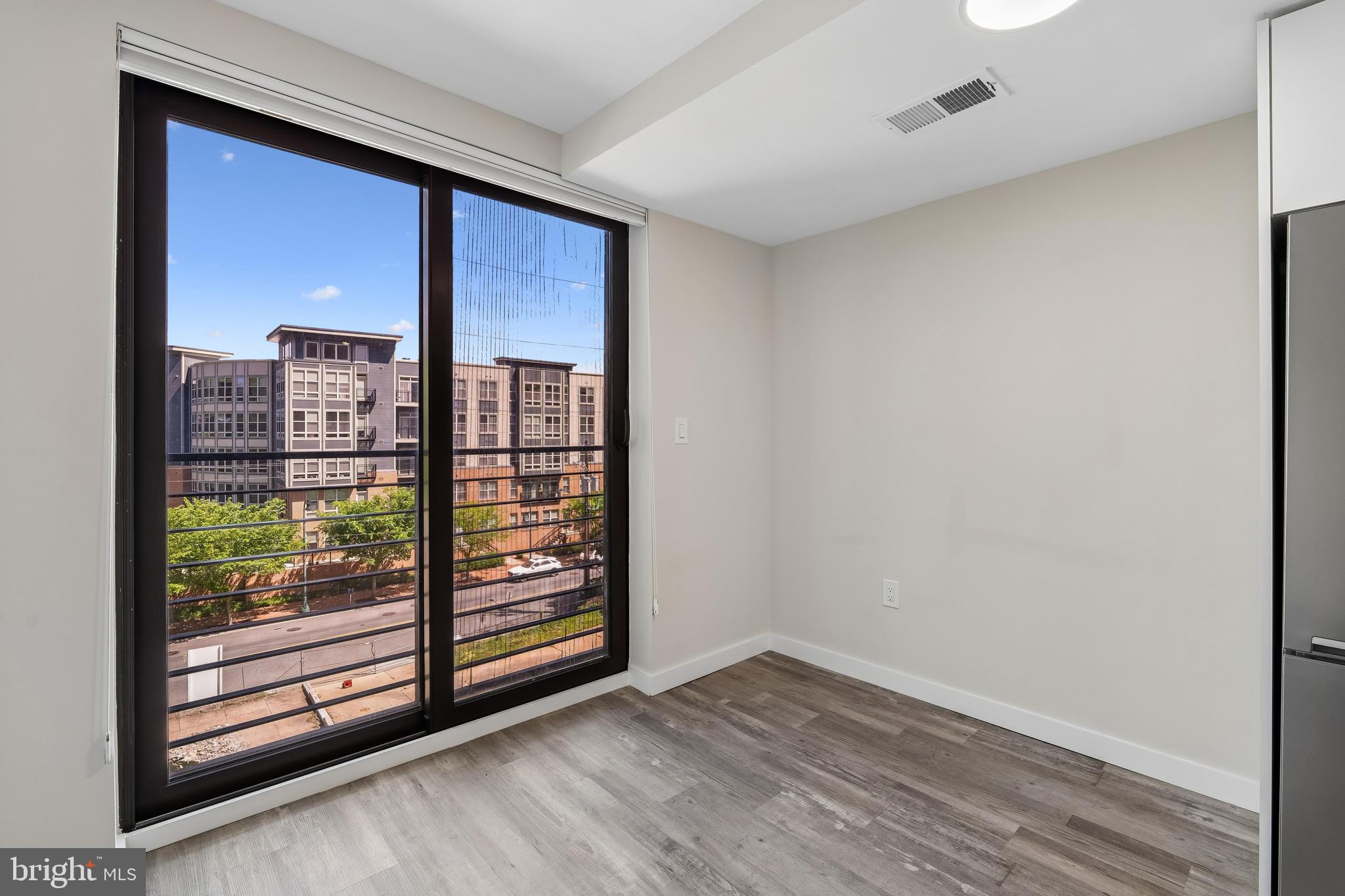 DOWNTOWN SILVER SPRING - Residential