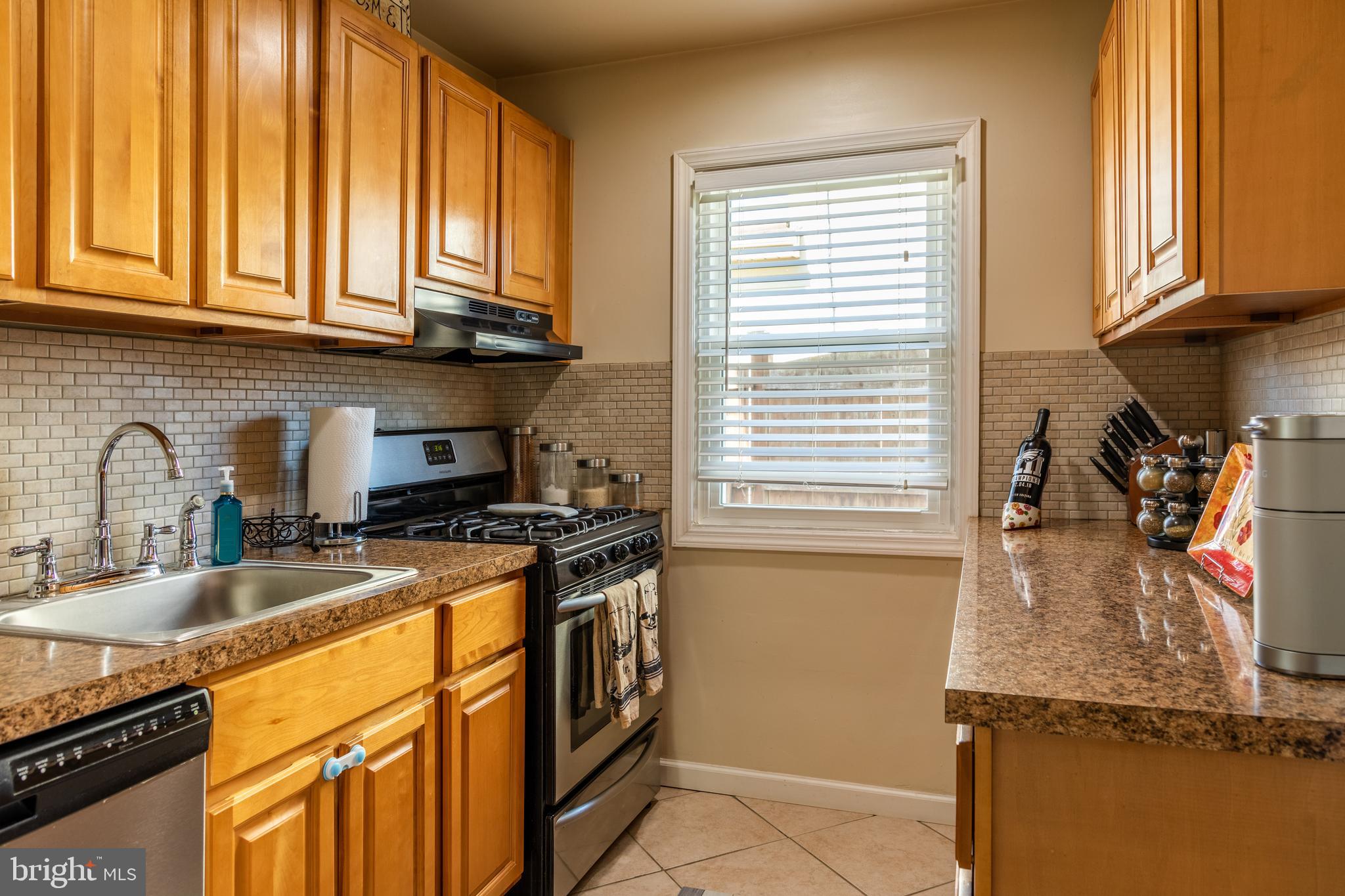 CENTENNIAL HILLS - Residential