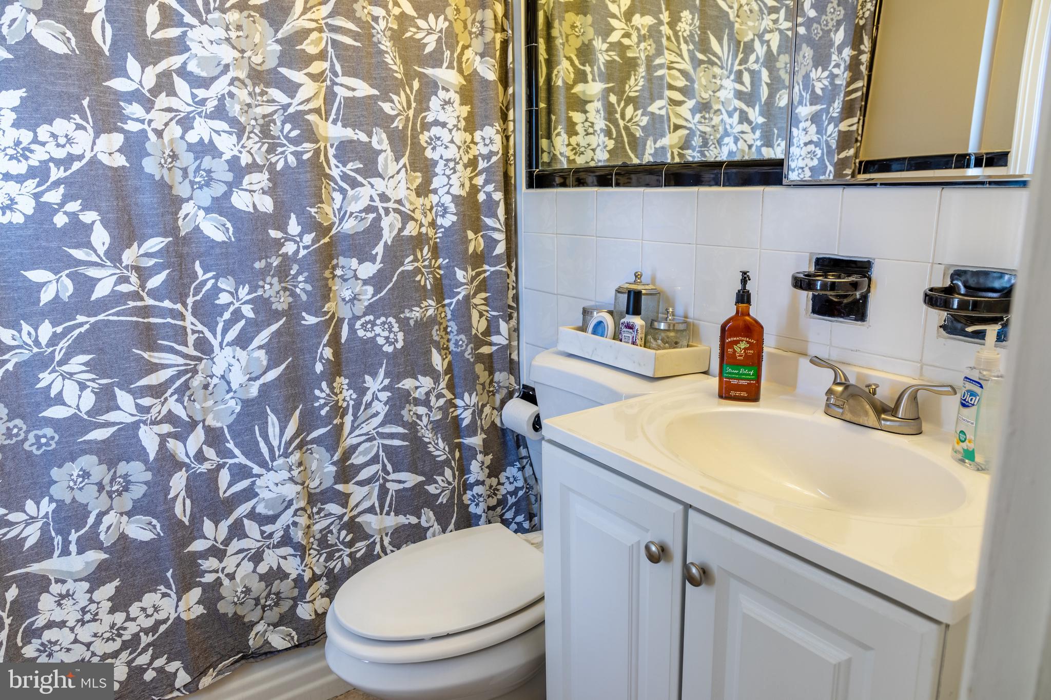 CENTENNIAL HILLS - Residential