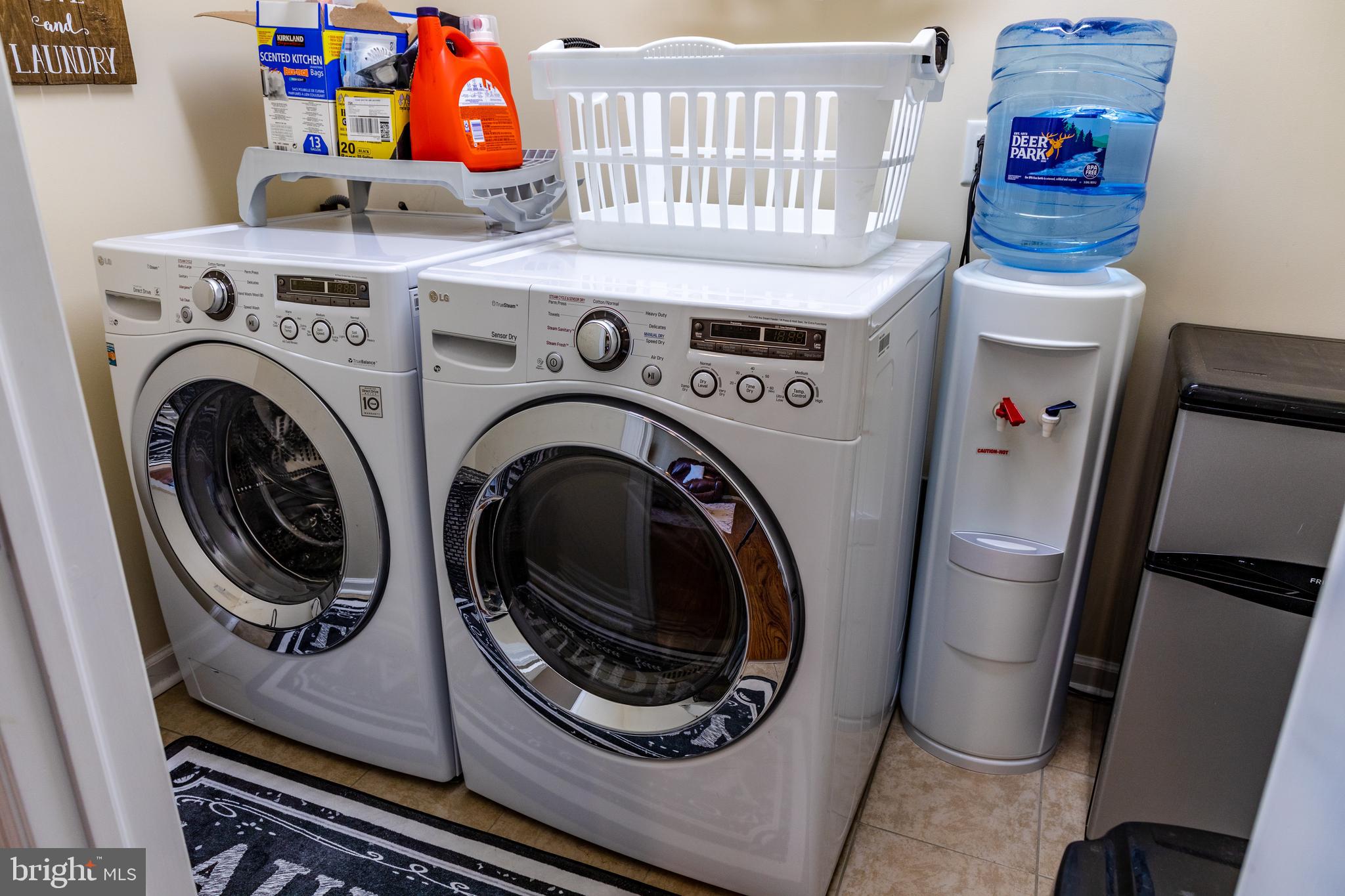 CENTENNIAL HILLS - Residential