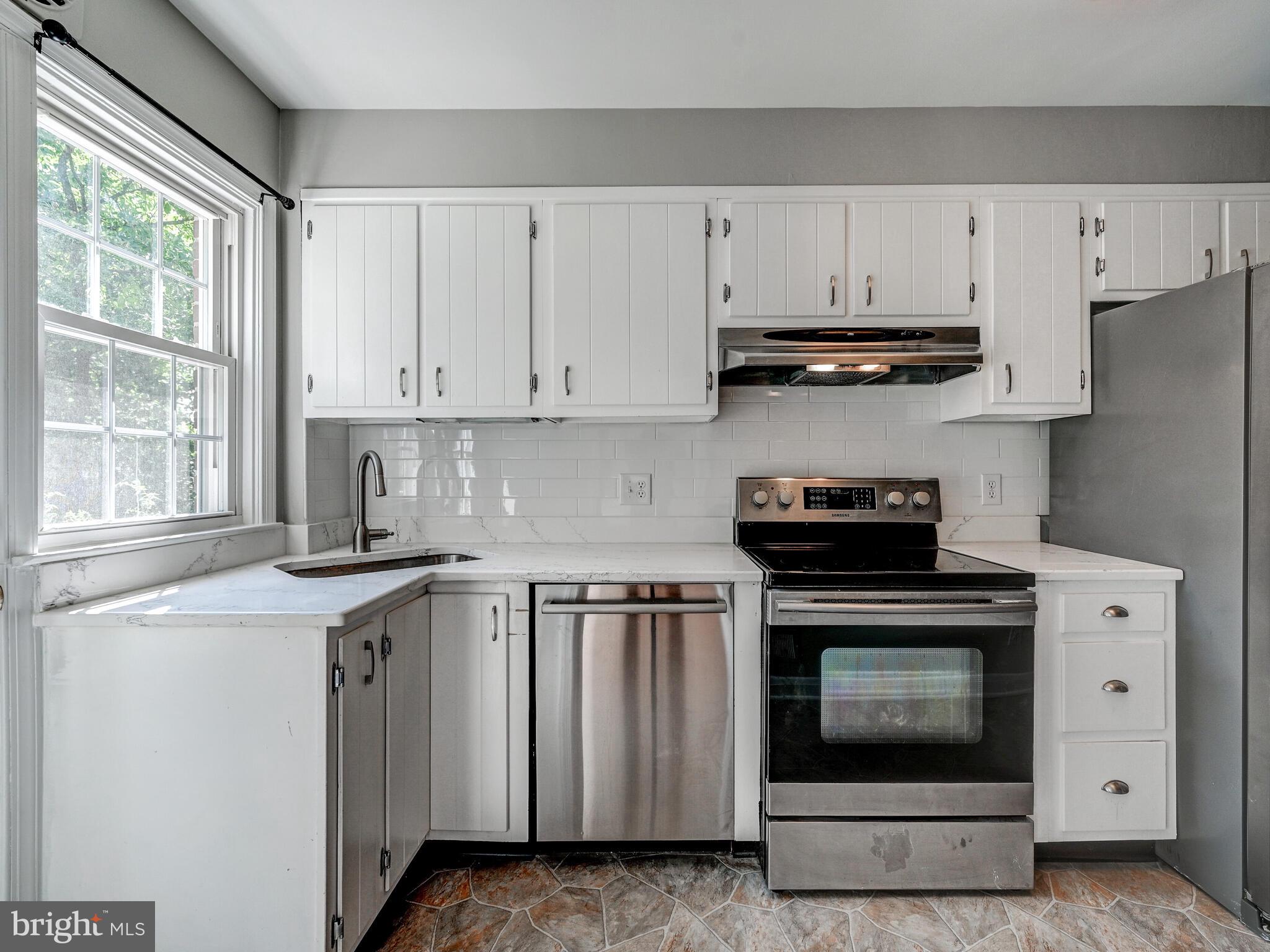 RODGERS FORGE - Residential Lease