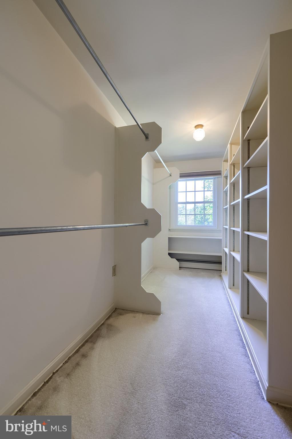 BEVERLY ESTATES - Residential