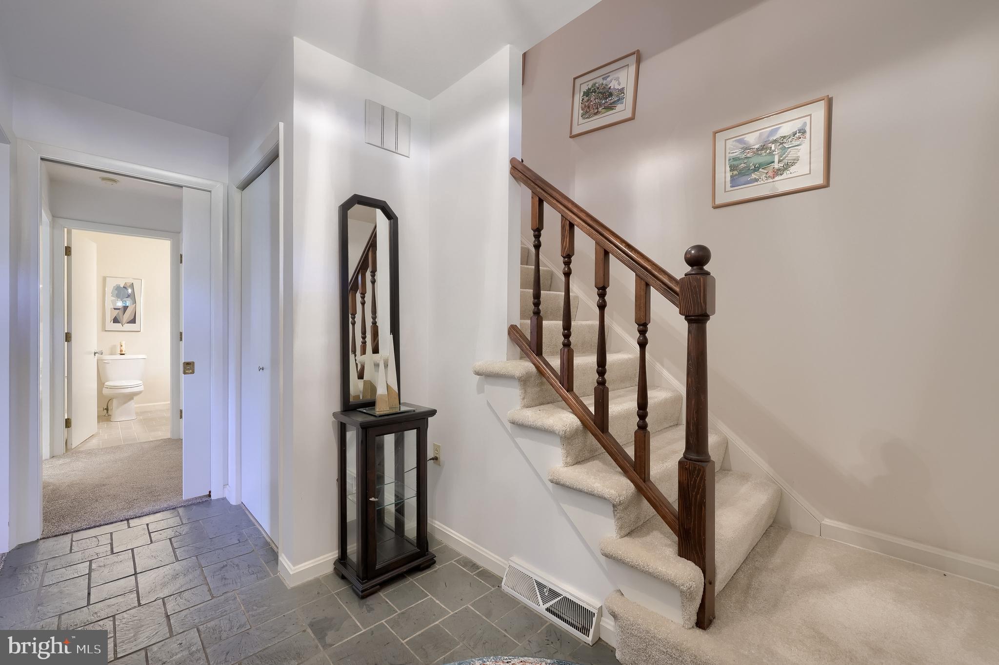 BEVERLY ESTATES - Residential