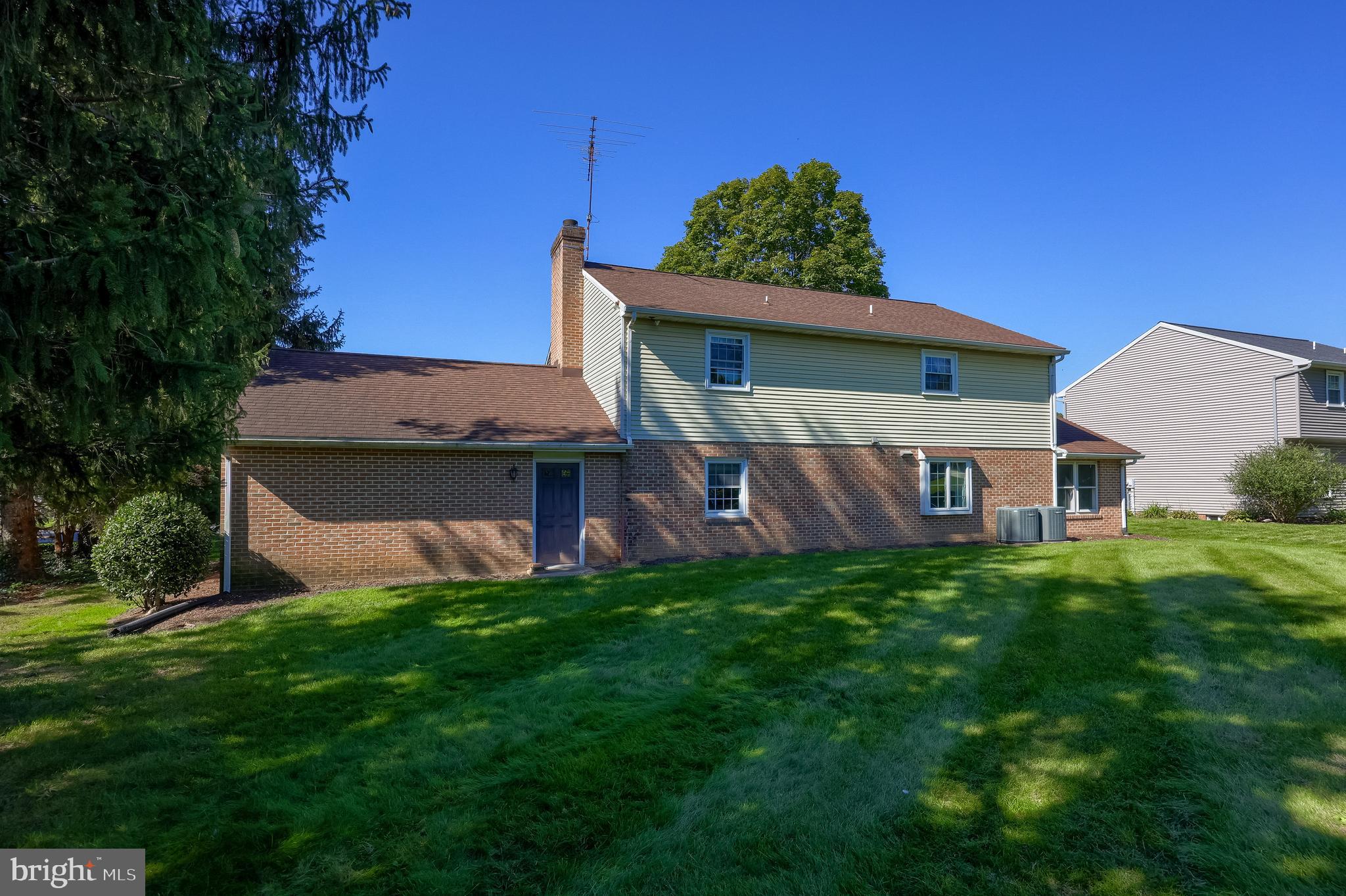 BEVERLY ESTATES - Residential