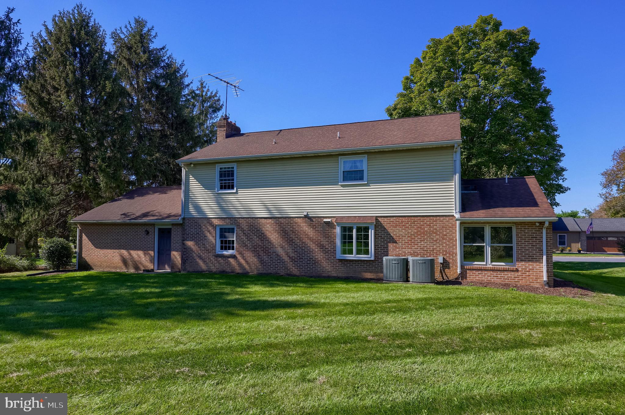 BEVERLY ESTATES - Residential