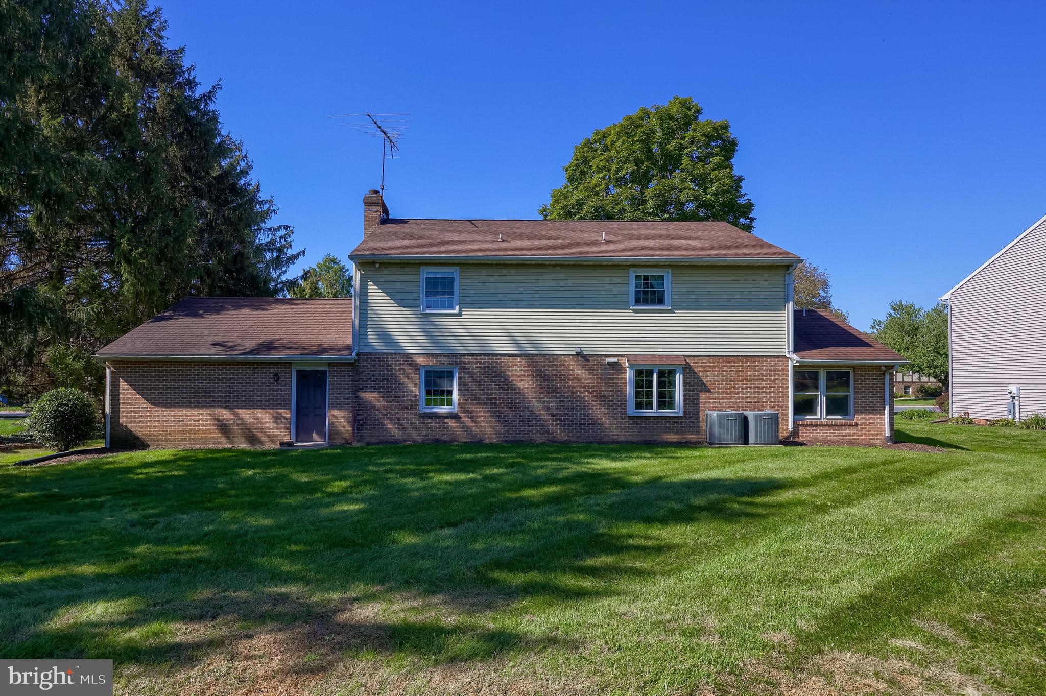 BEVERLY ESTATES - Residential