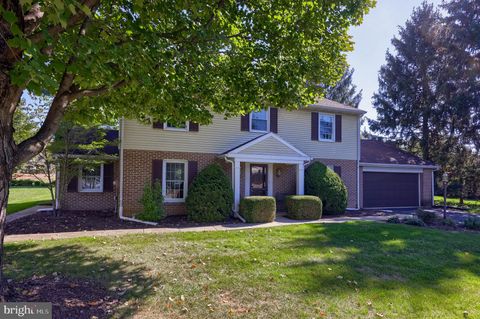 1821 SANTA BARBARA DRIVE LANCASTER PA 17601