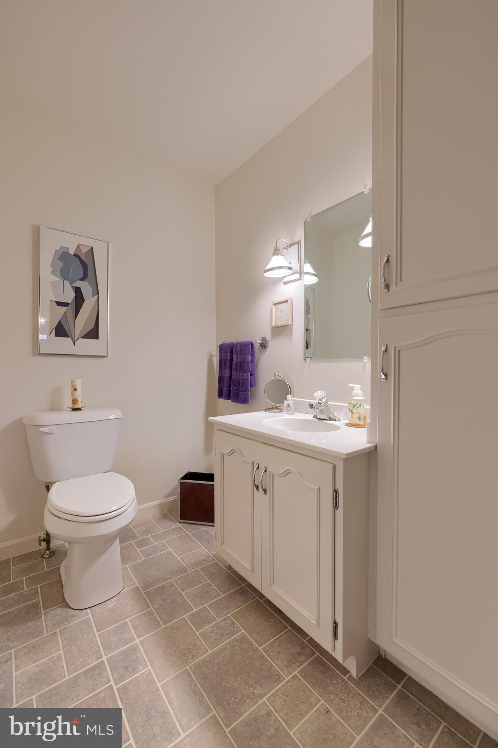 BEVERLY ESTATES - Residential