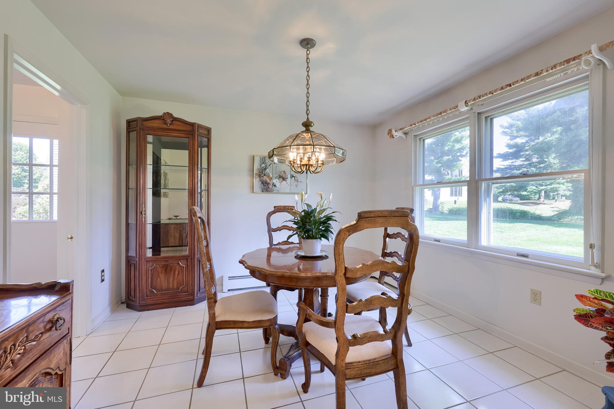 BEVERLY ESTATES - Residential