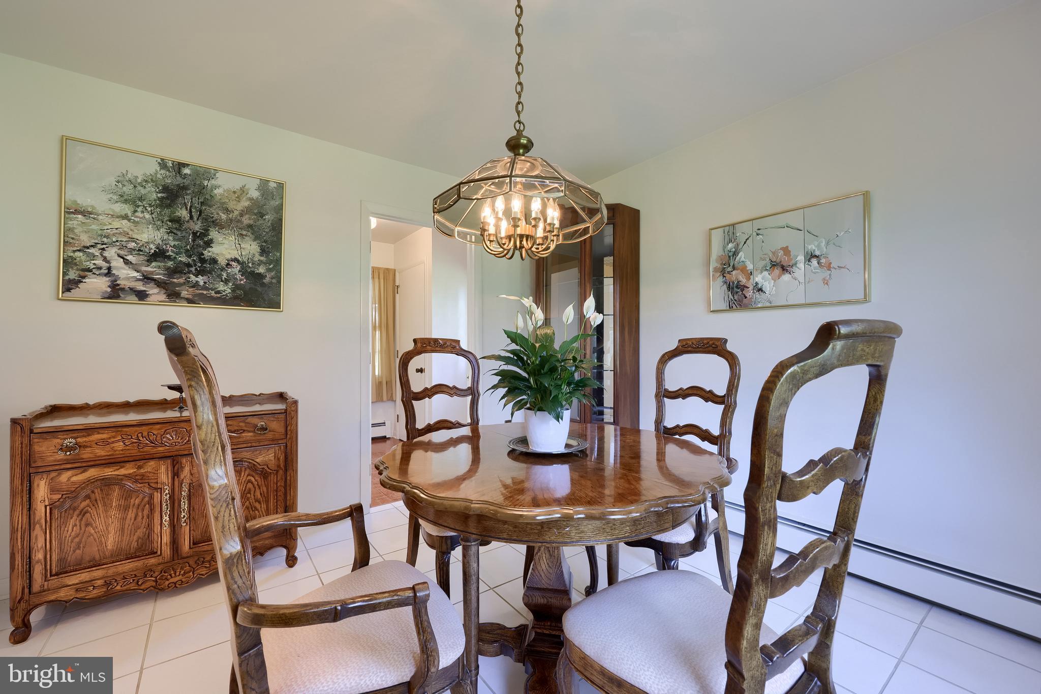 BEVERLY ESTATES - Residential