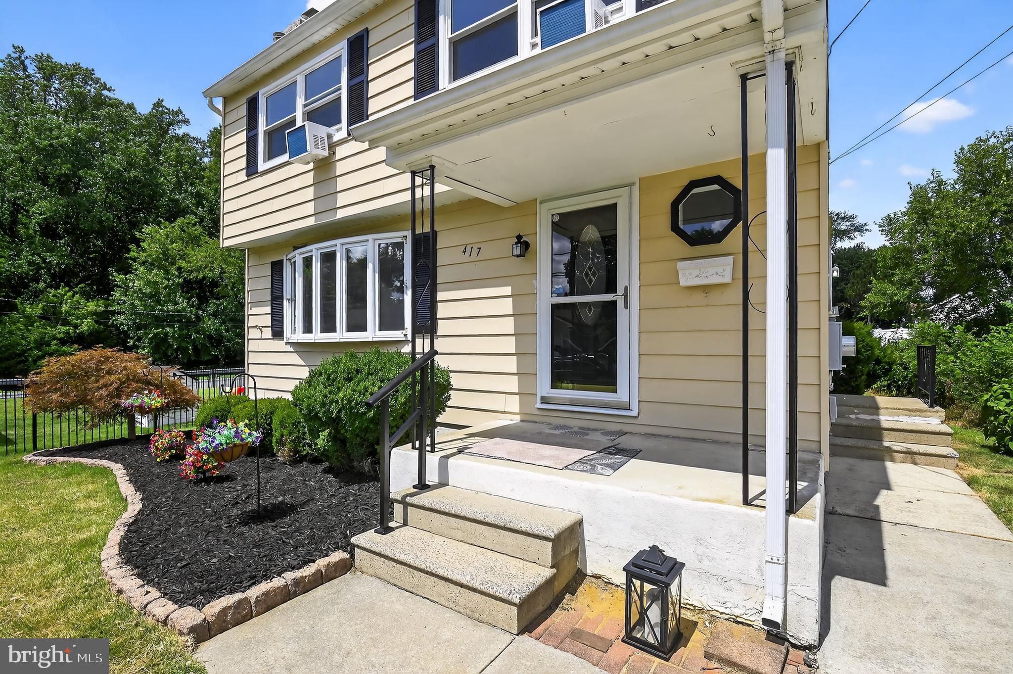 417 W WASHINGTON AVENUE