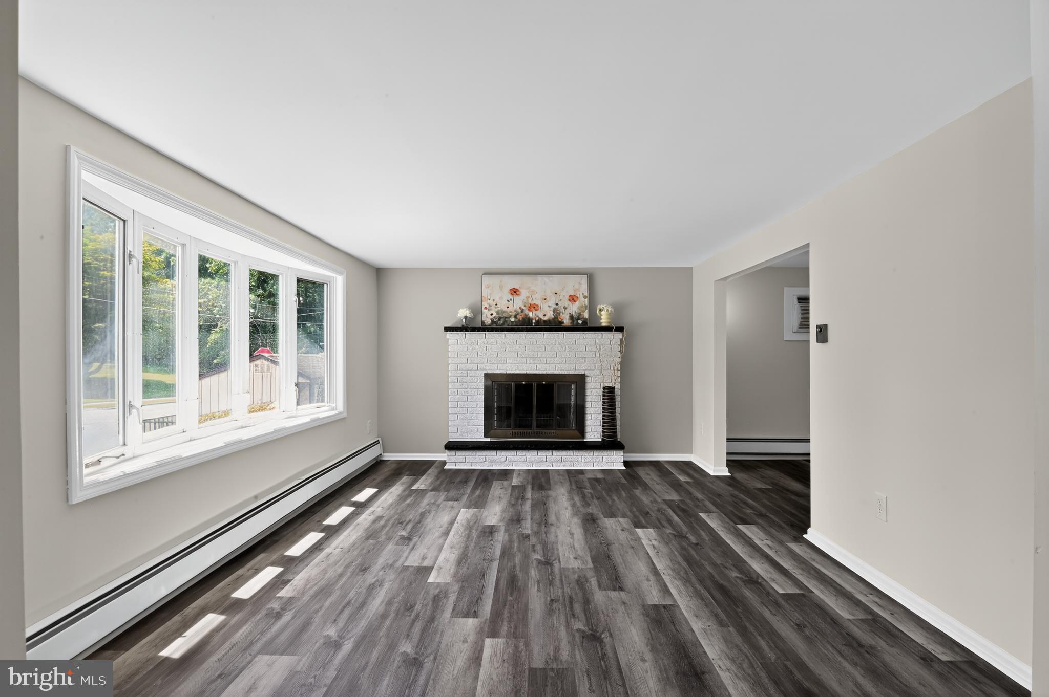 417 W WASHINGTON AVENUE