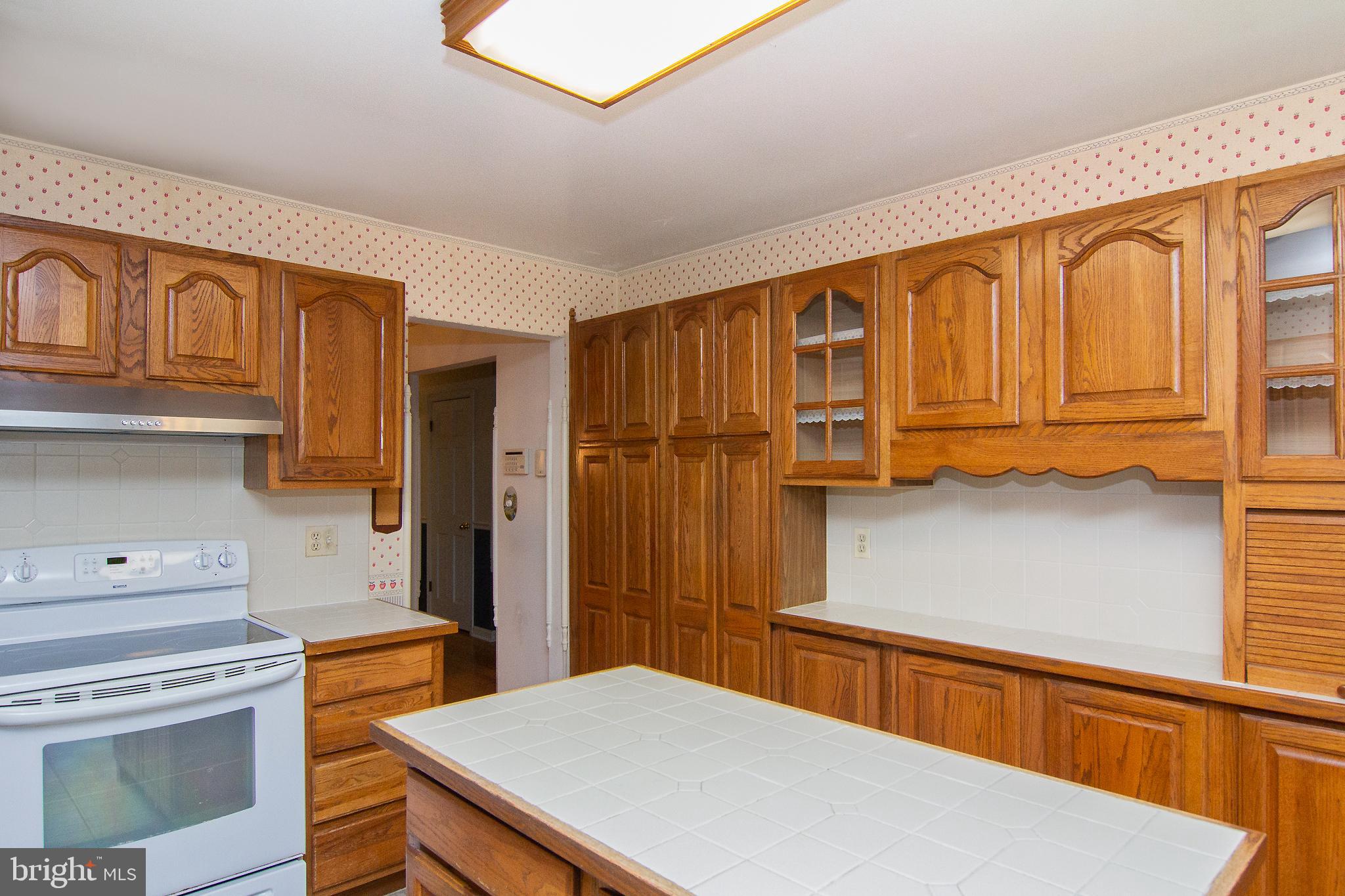 106 TAFT TERRACE