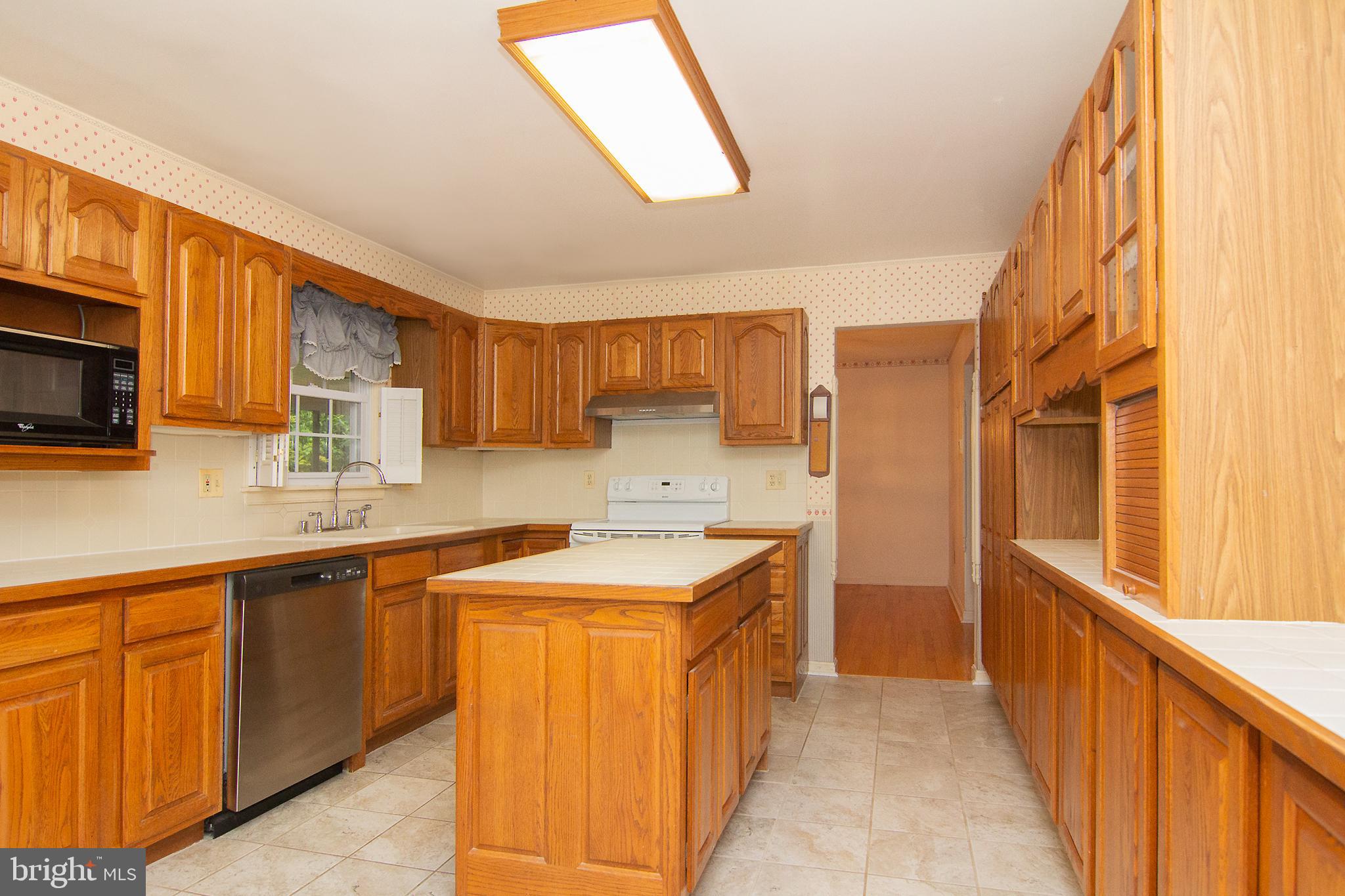 106 TAFT TERRACE