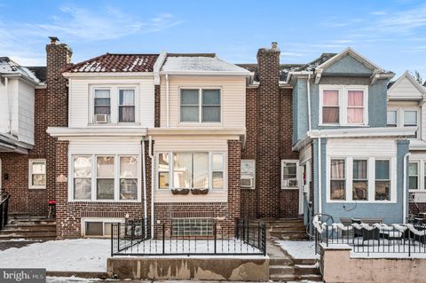 360 HUNTLEY ROAD UPPER DARBY PA 19082