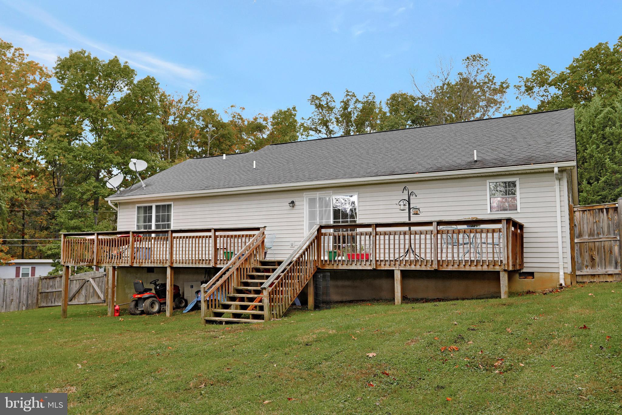 RIVER VIEW PARK - Residential