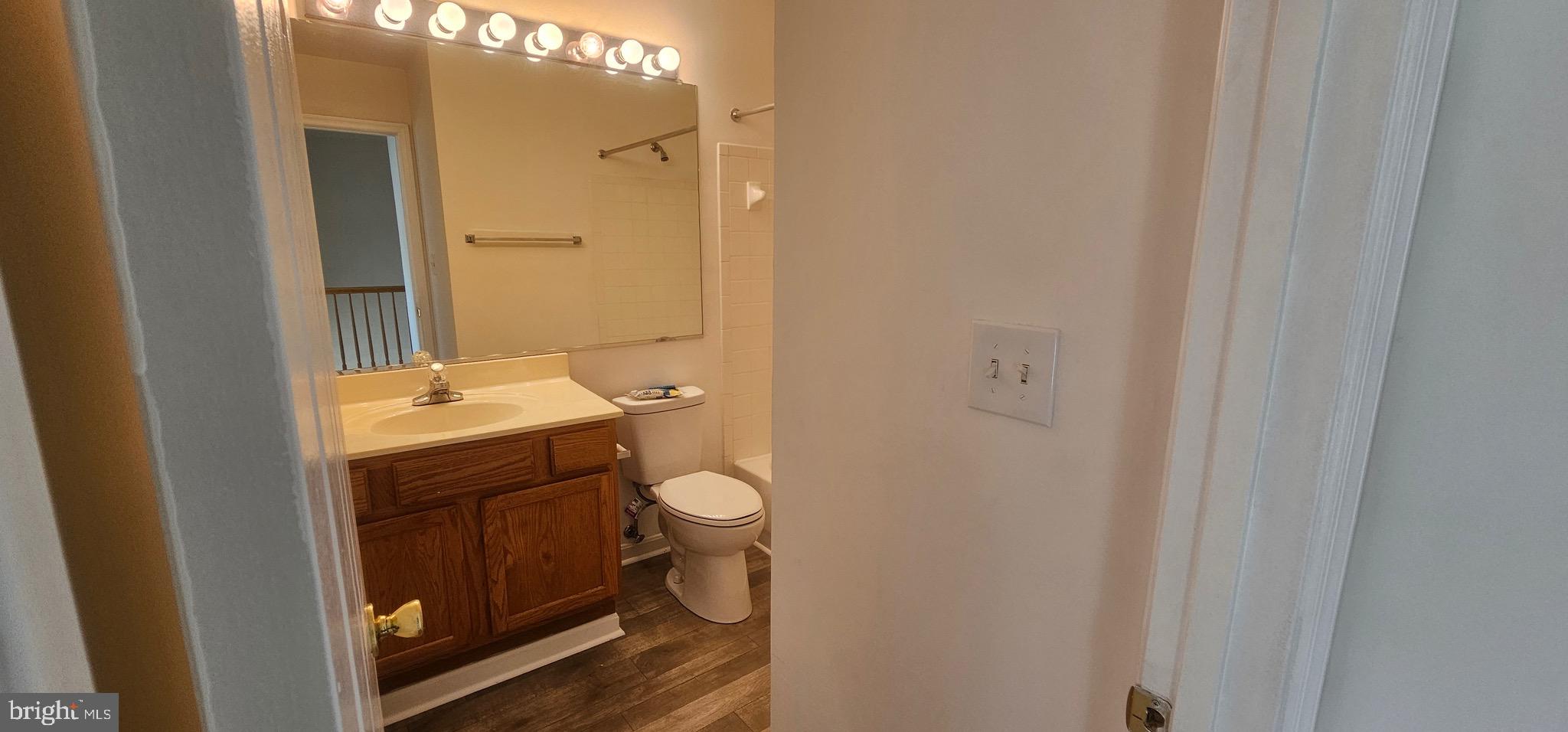 PINEY ORCHARD - Residential