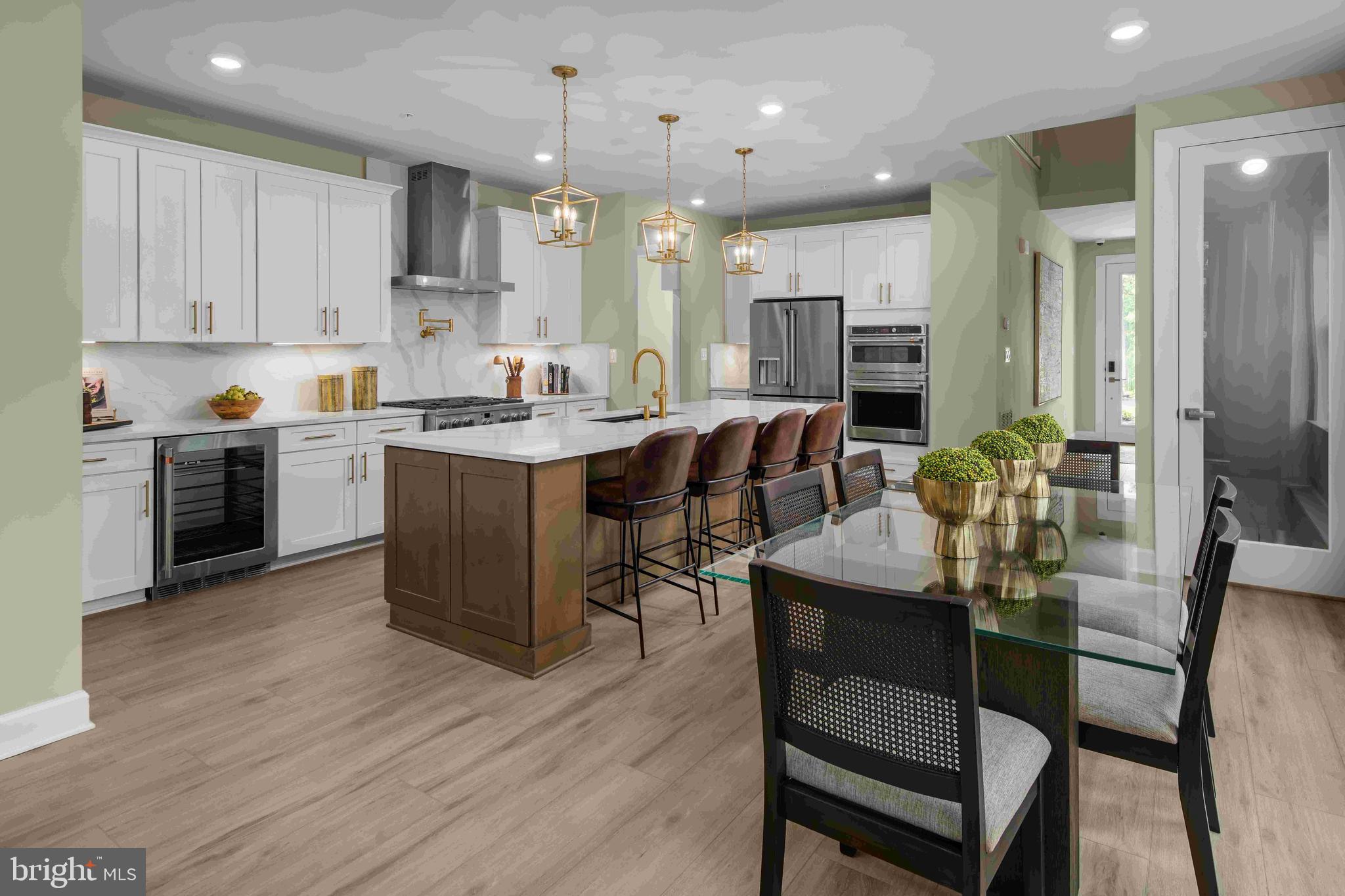 5424 PONDVIEW LANE