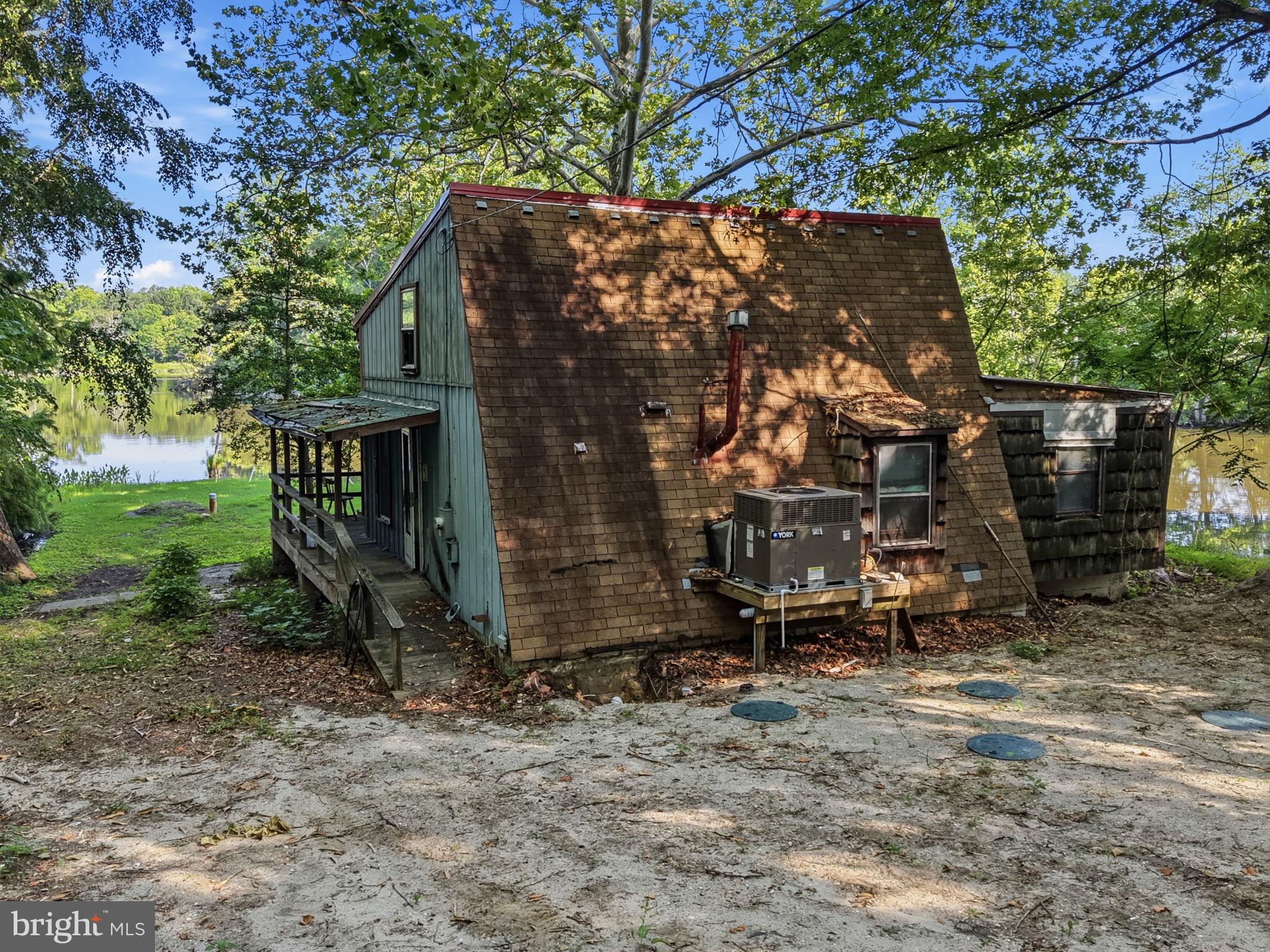 220 KIRBYS LANDING ROAD