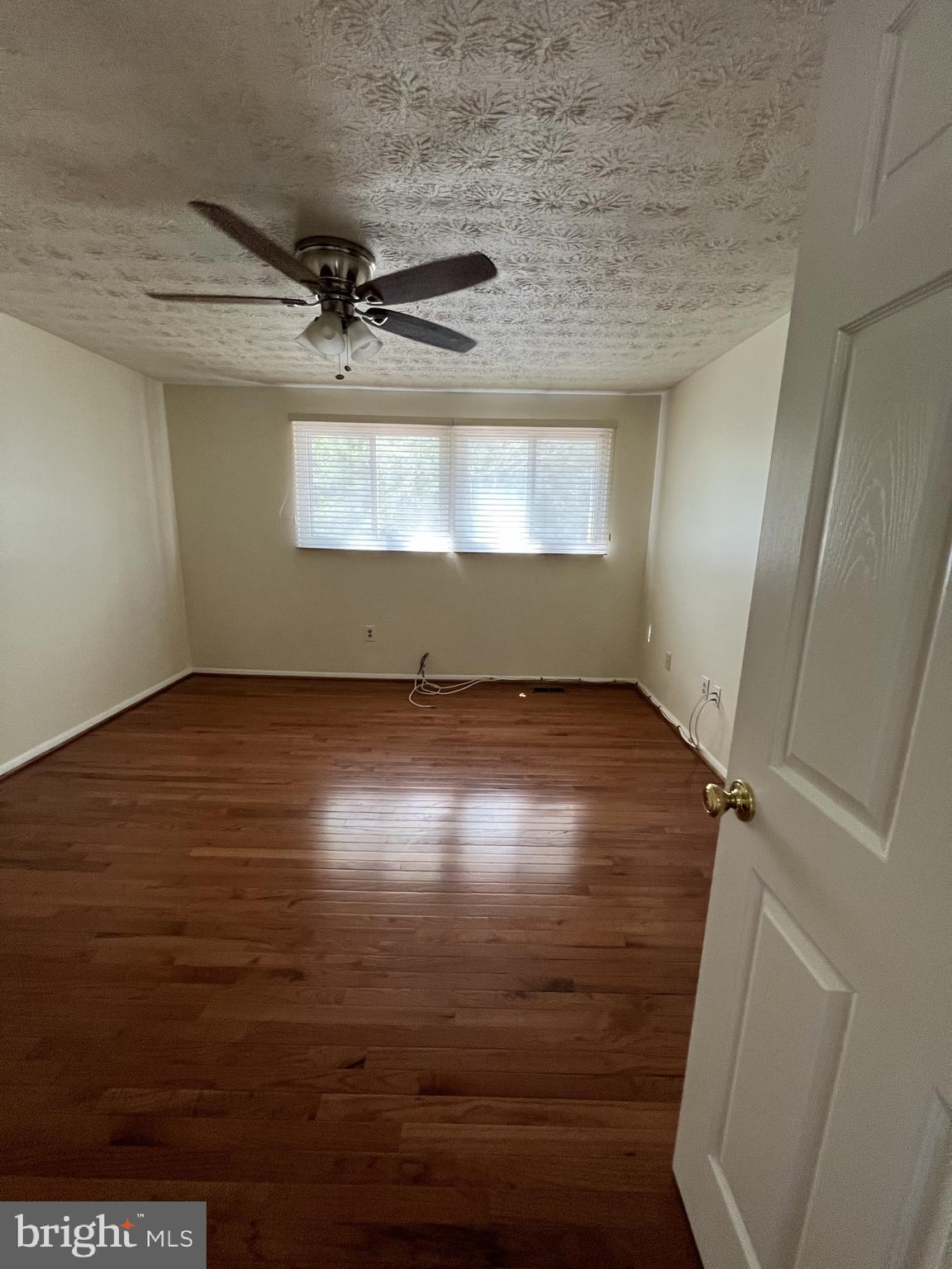 WESTHAMPTON TOWNHOUSES P - Residential Lease