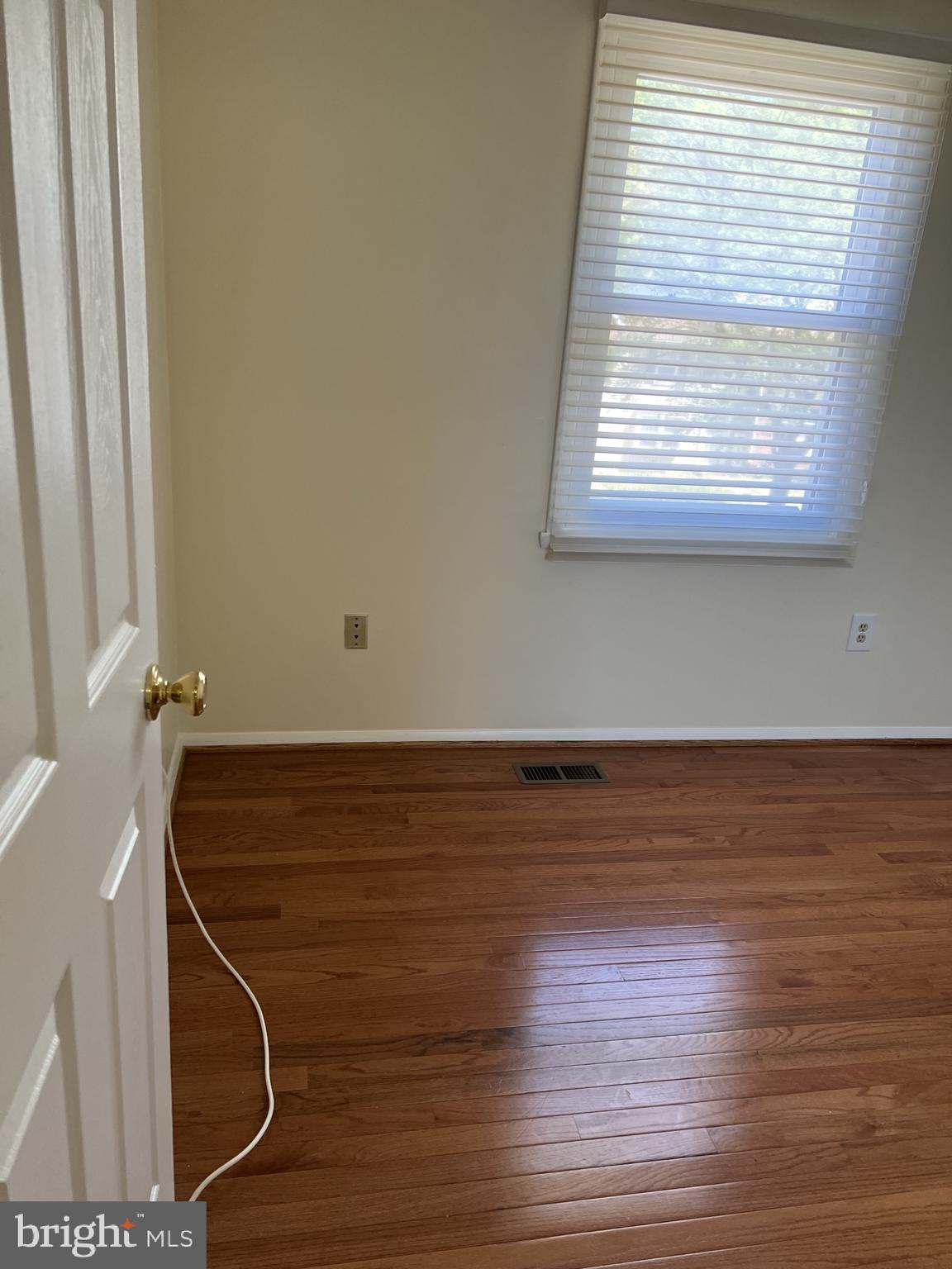 WESTHAMPTON TOWNHOUSES P - Residential Lease