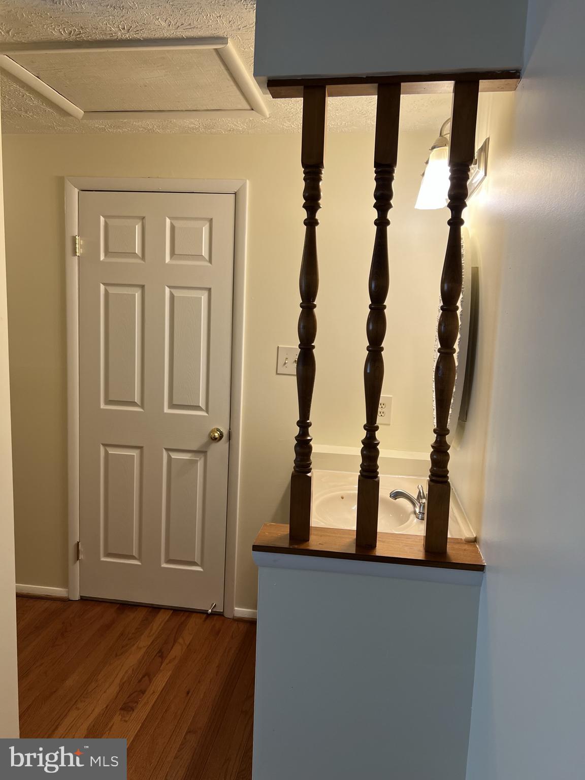 WESTHAMPTON TOWNHOUSES P - Residential Lease