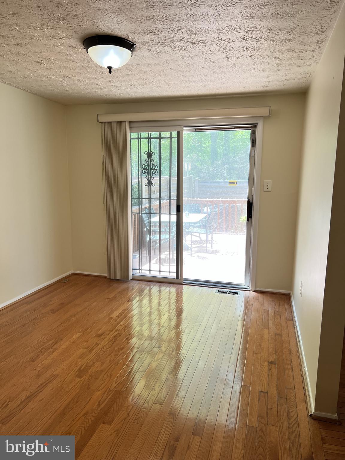 WESTHAMPTON TOWNHOUSES P - Residential Lease