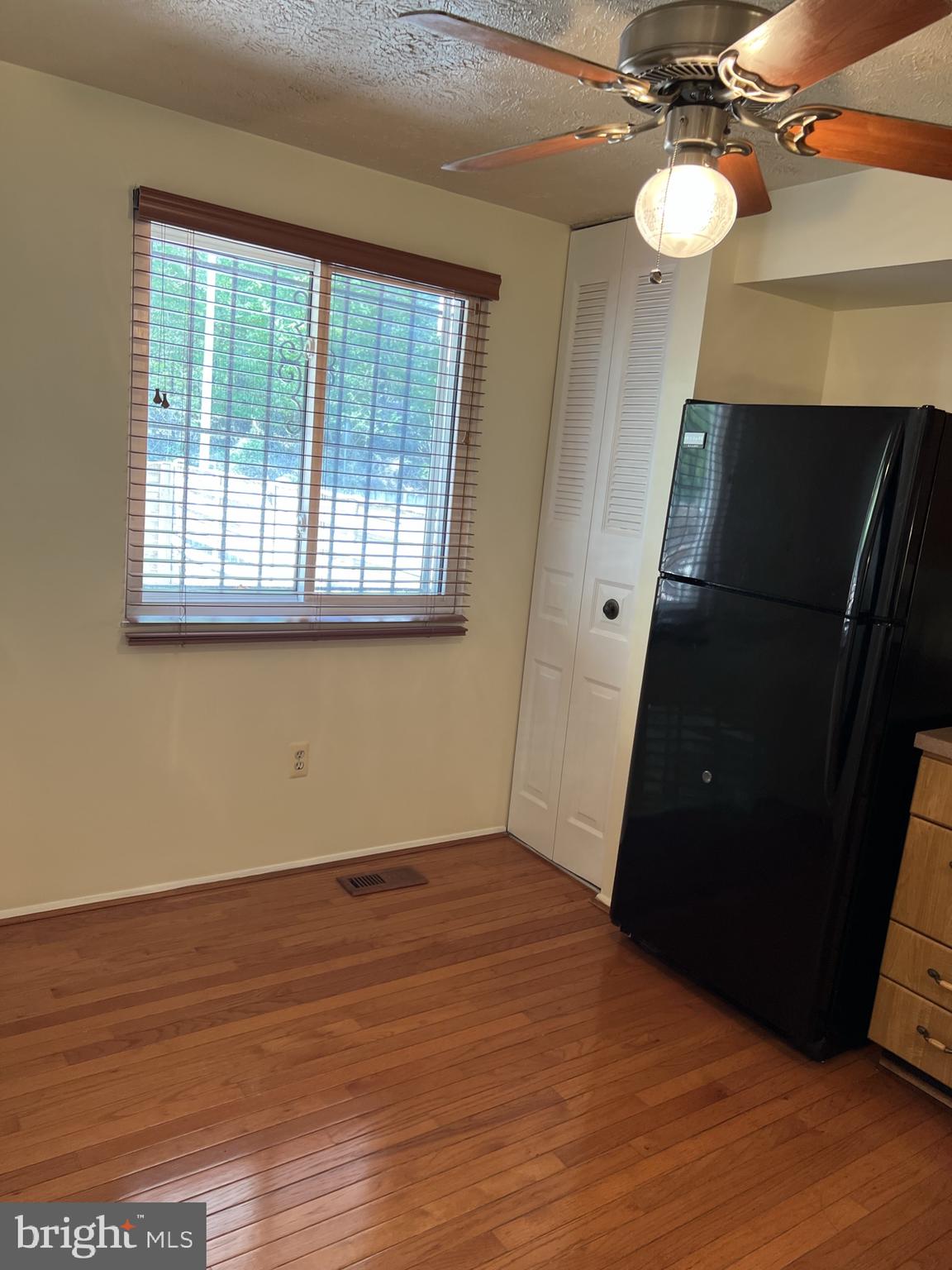 WESTHAMPTON TOWNHOUSES P - Residential Lease